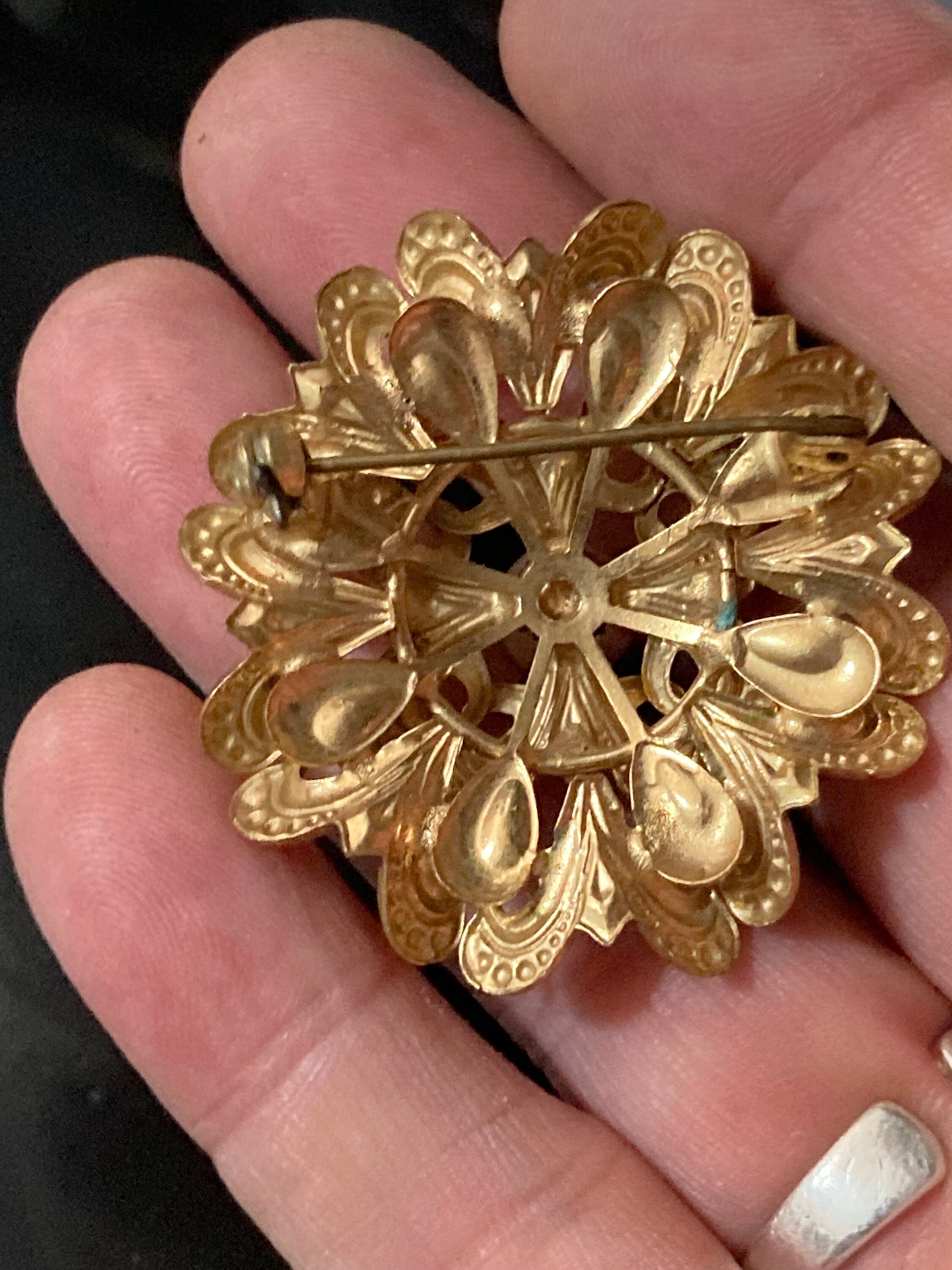 vintage gold tone abstract faux pearl floral brooch Czech