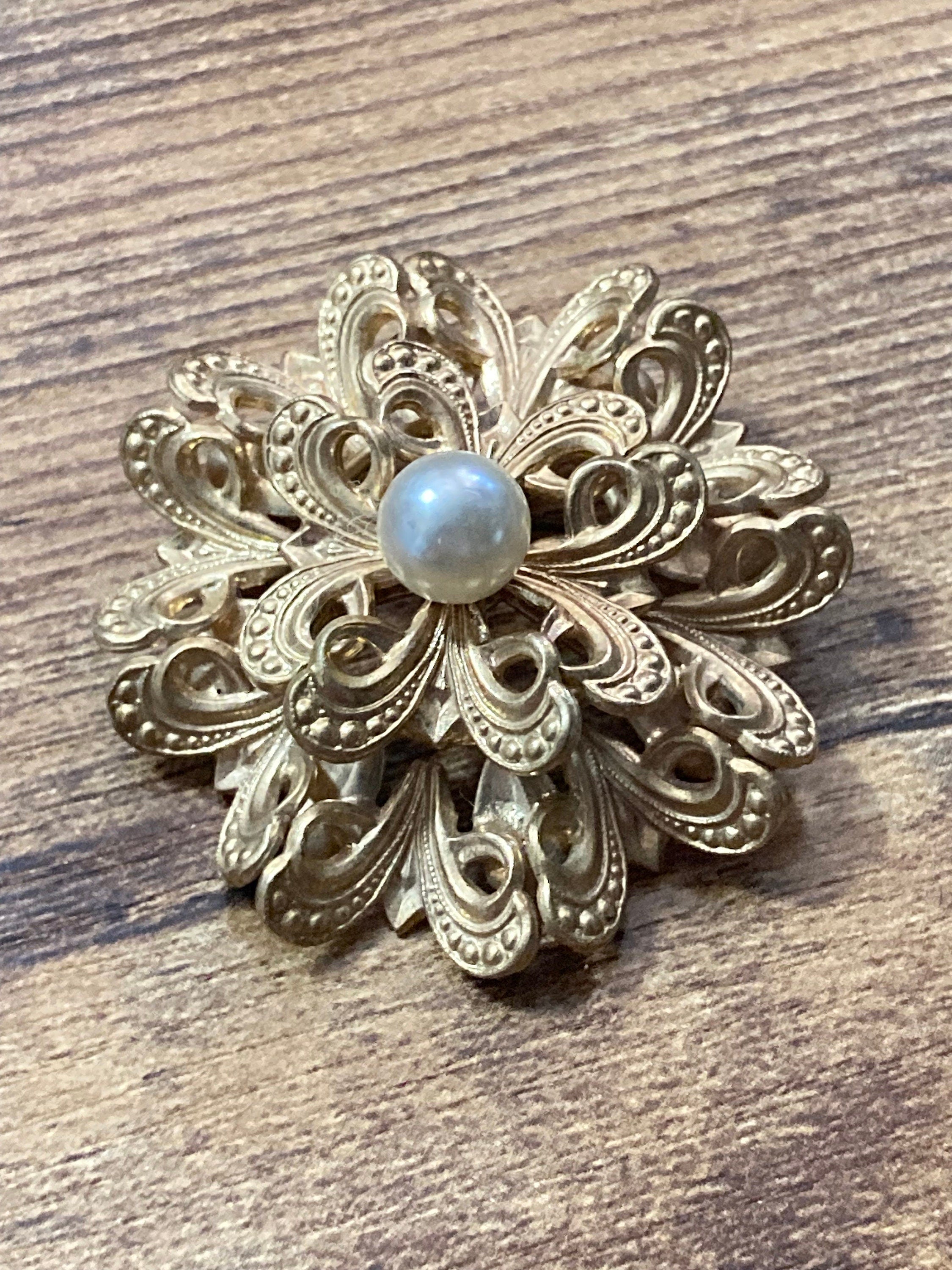 vintage gold tone abstract faux pearl floral brooch Czech