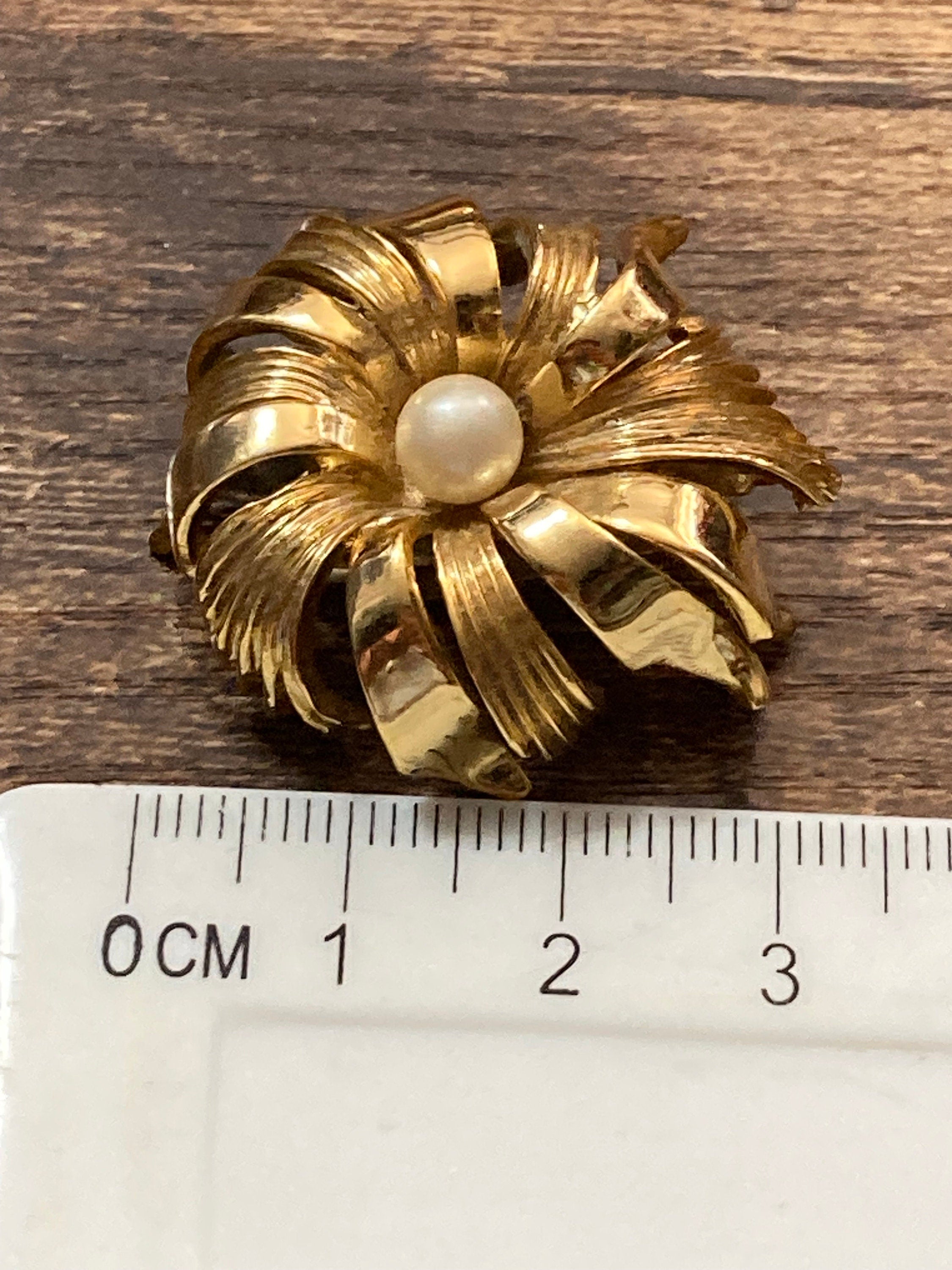 Signed ORENA Paris oversized faux pearl large floral clip on designer gold plated statement earrings