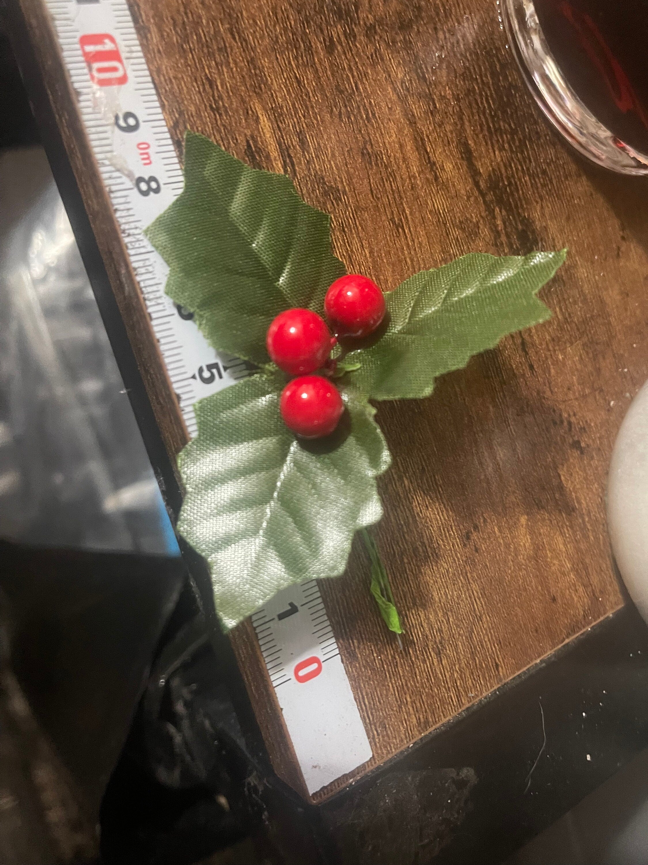 3 x New holly and berry cake toppers red green wired 9cm