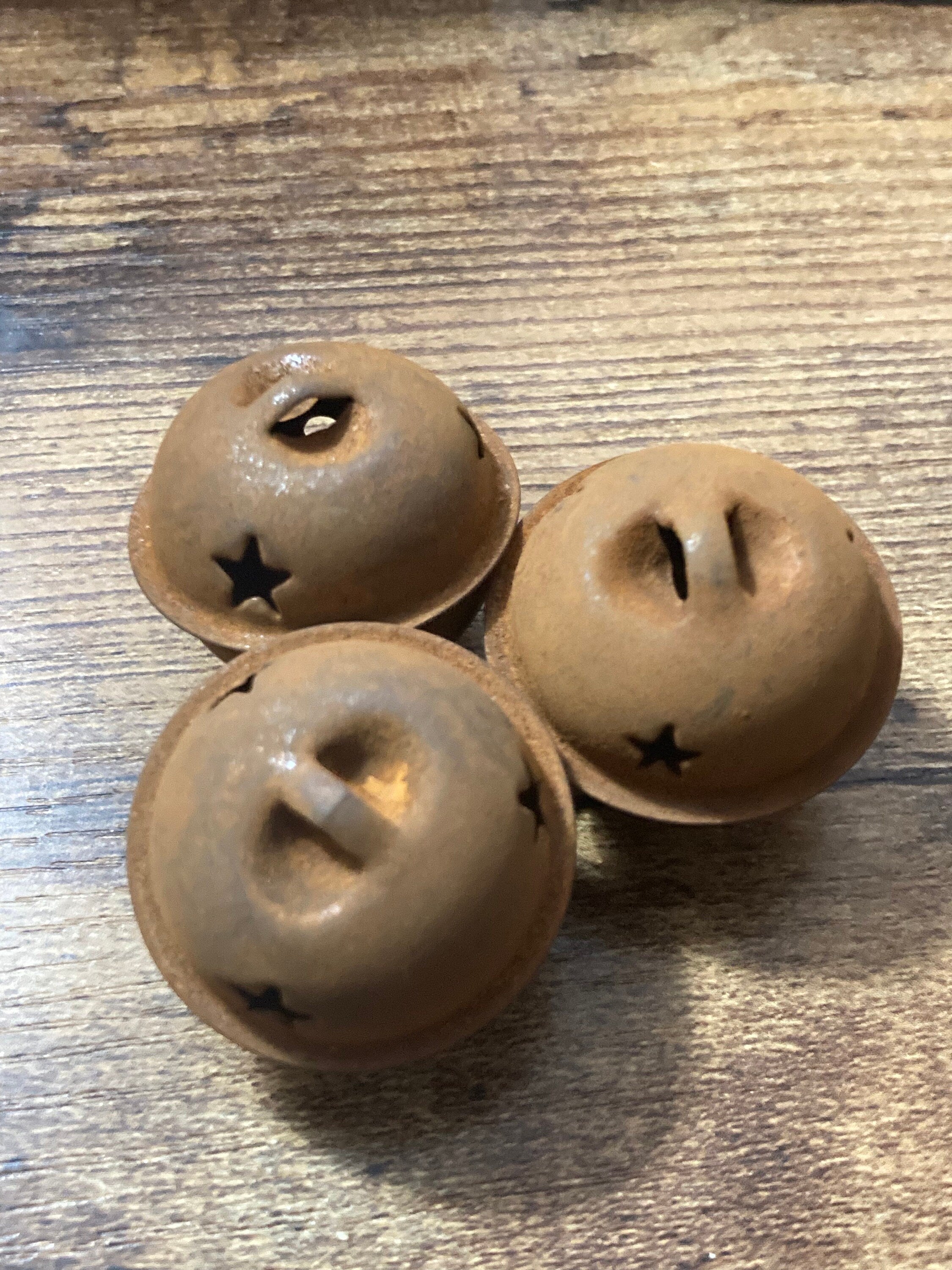 Rusty Brass Jingle Bells: Christmas Rustic Craft Bells (Set of 3)
