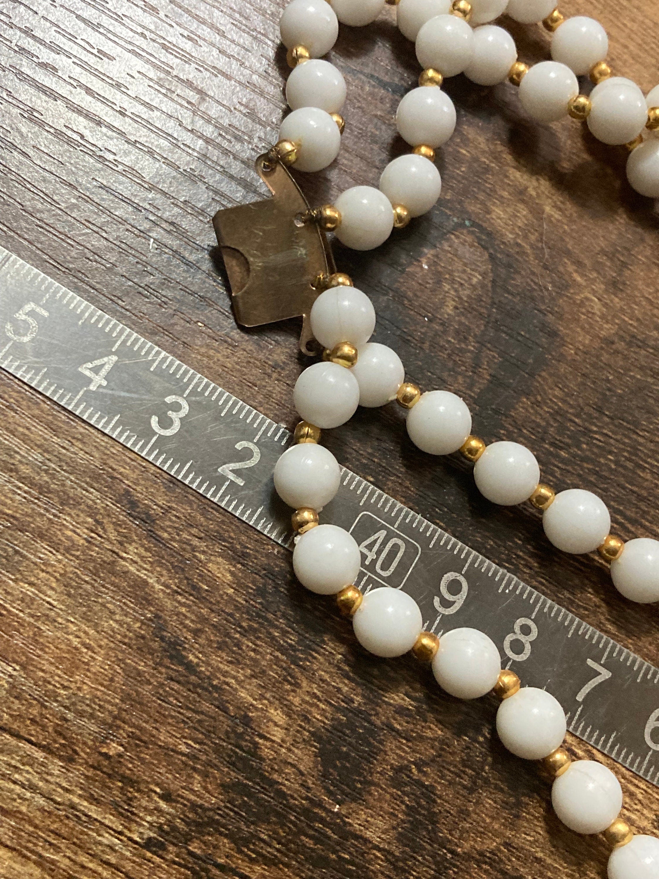 Mid century white gold plastic beaded multi strand choker necklace ceramic roses clasp