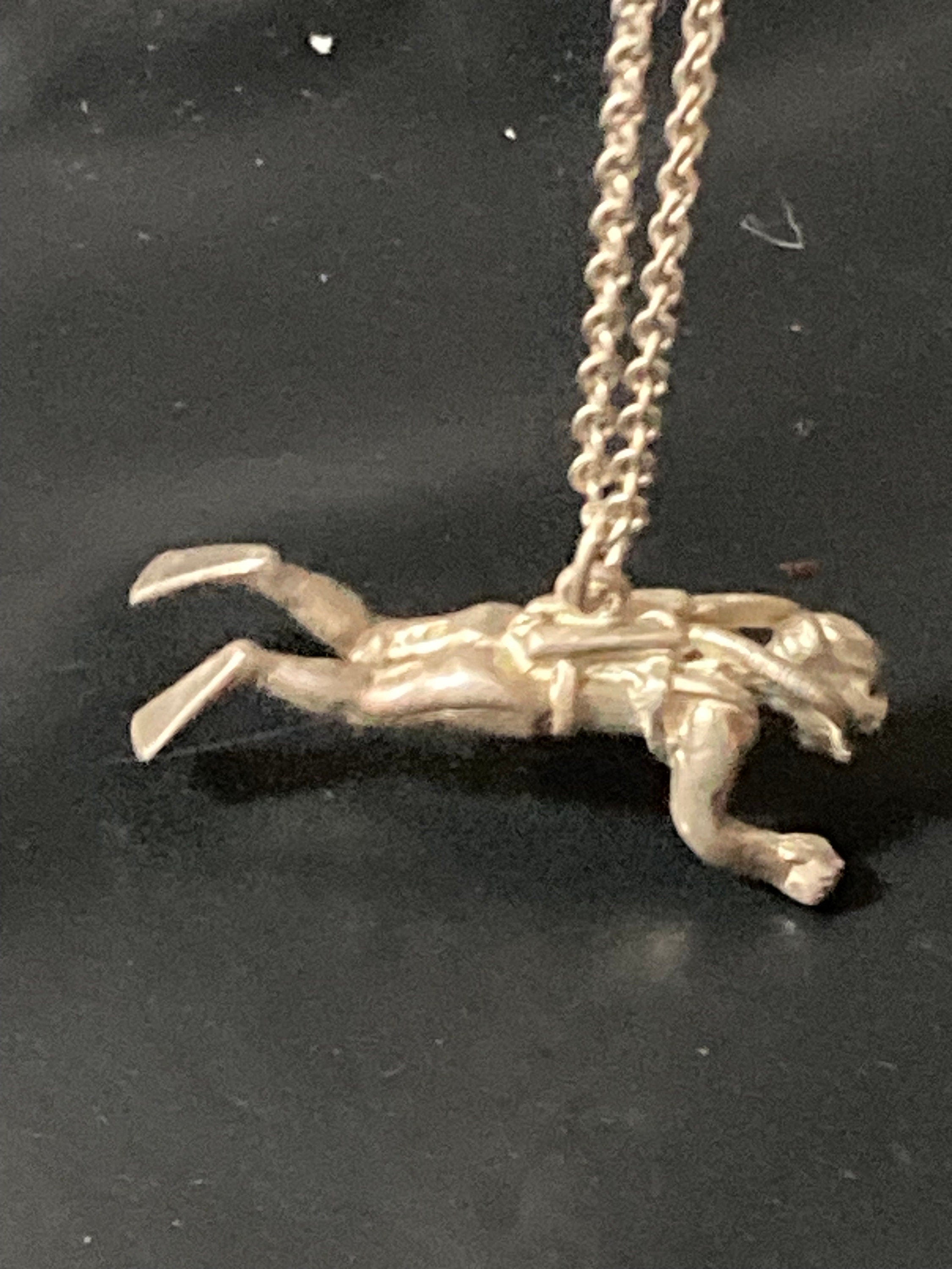Vintage heavy 925 Sterling silver scuba diver pendant on a 62cm chain necklace 18gms 1978