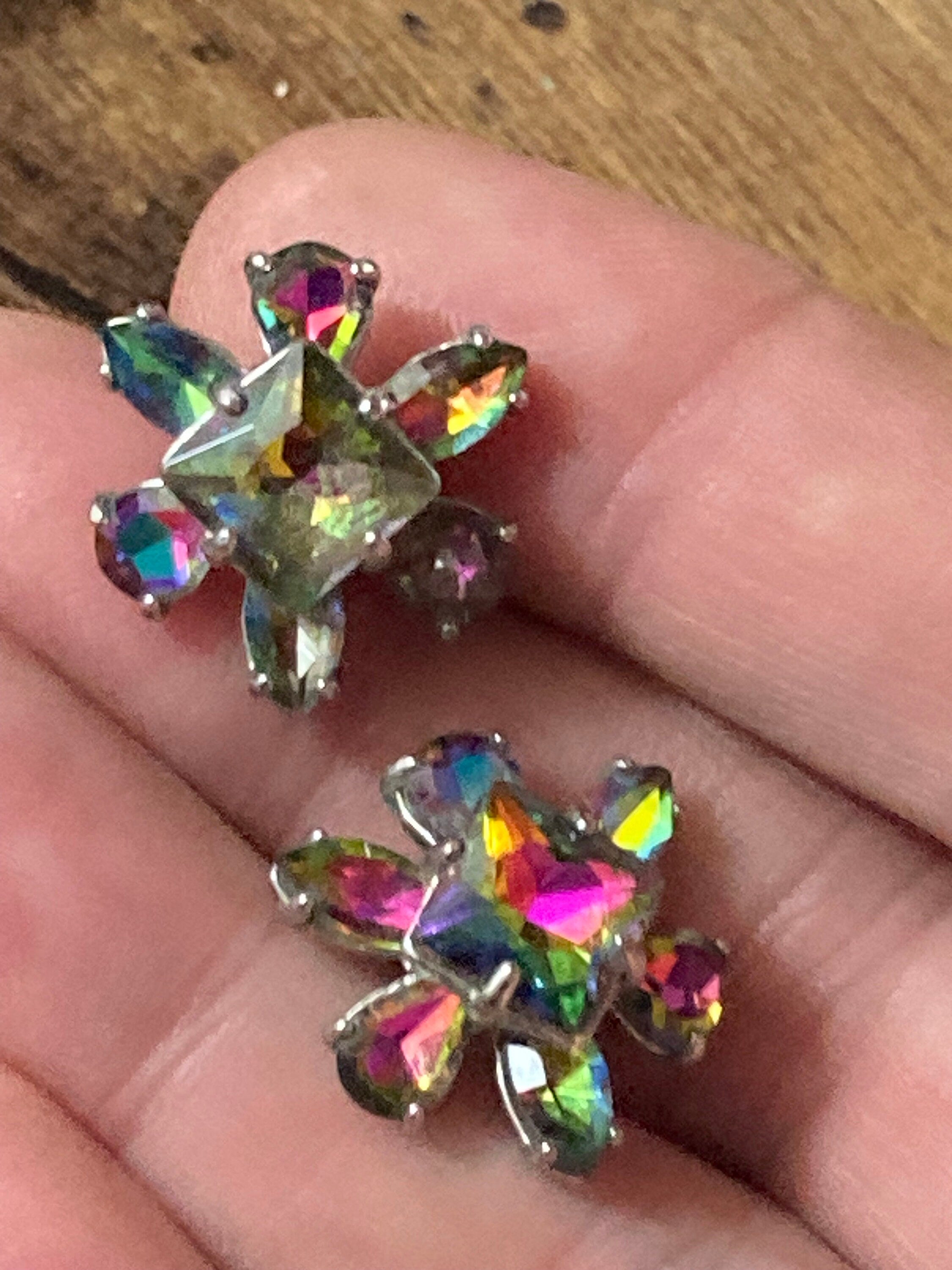Retro silver tone watermelon diamanté paste flower cluster stud earrings for pierced ears