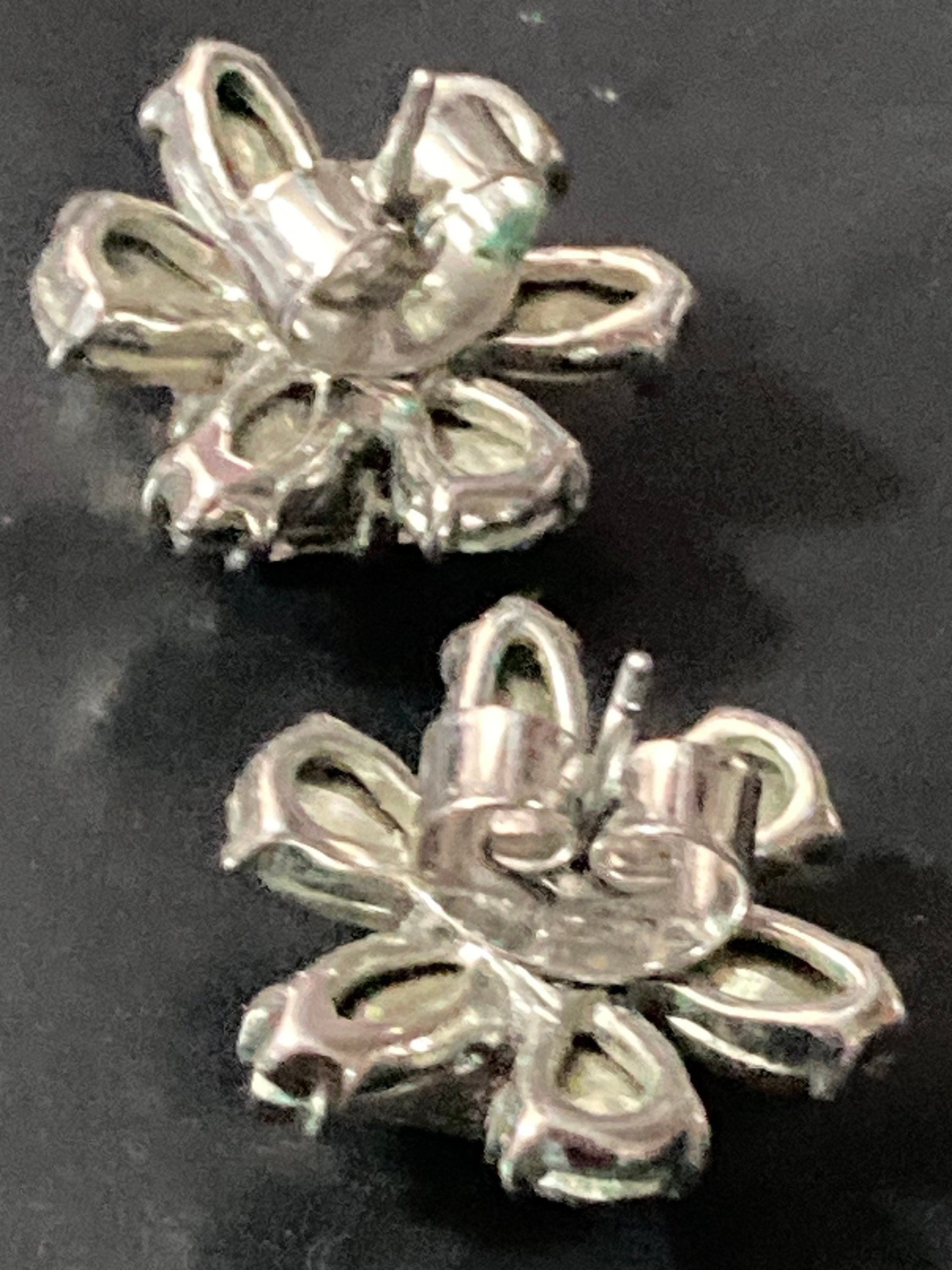 Retro silver tone watermelon diamanté paste flower cluster stud earrings for pierced ears