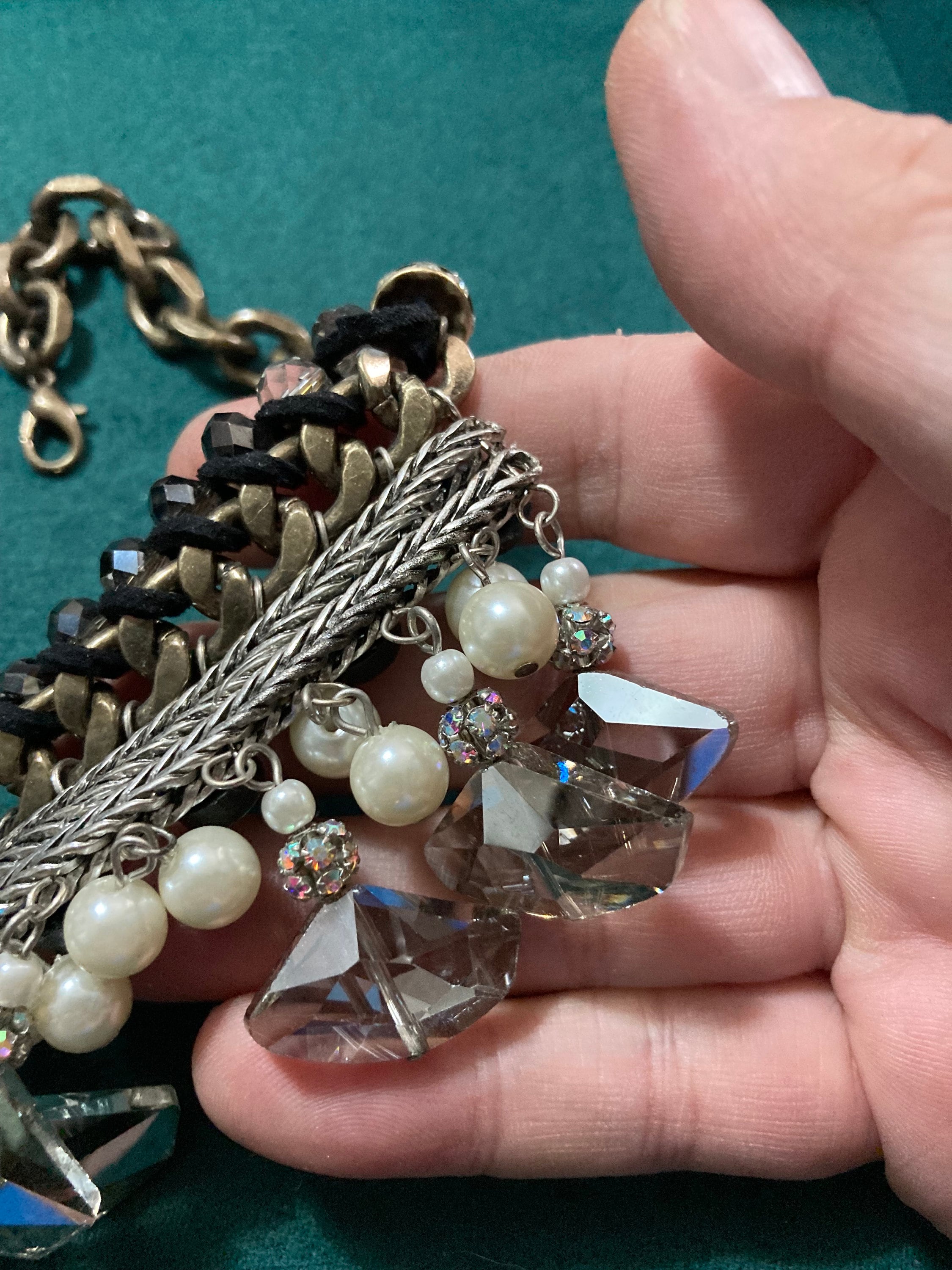 Chunky Diamanté Choker Necklace: Retro Copper Tone Faux Pearl Statement