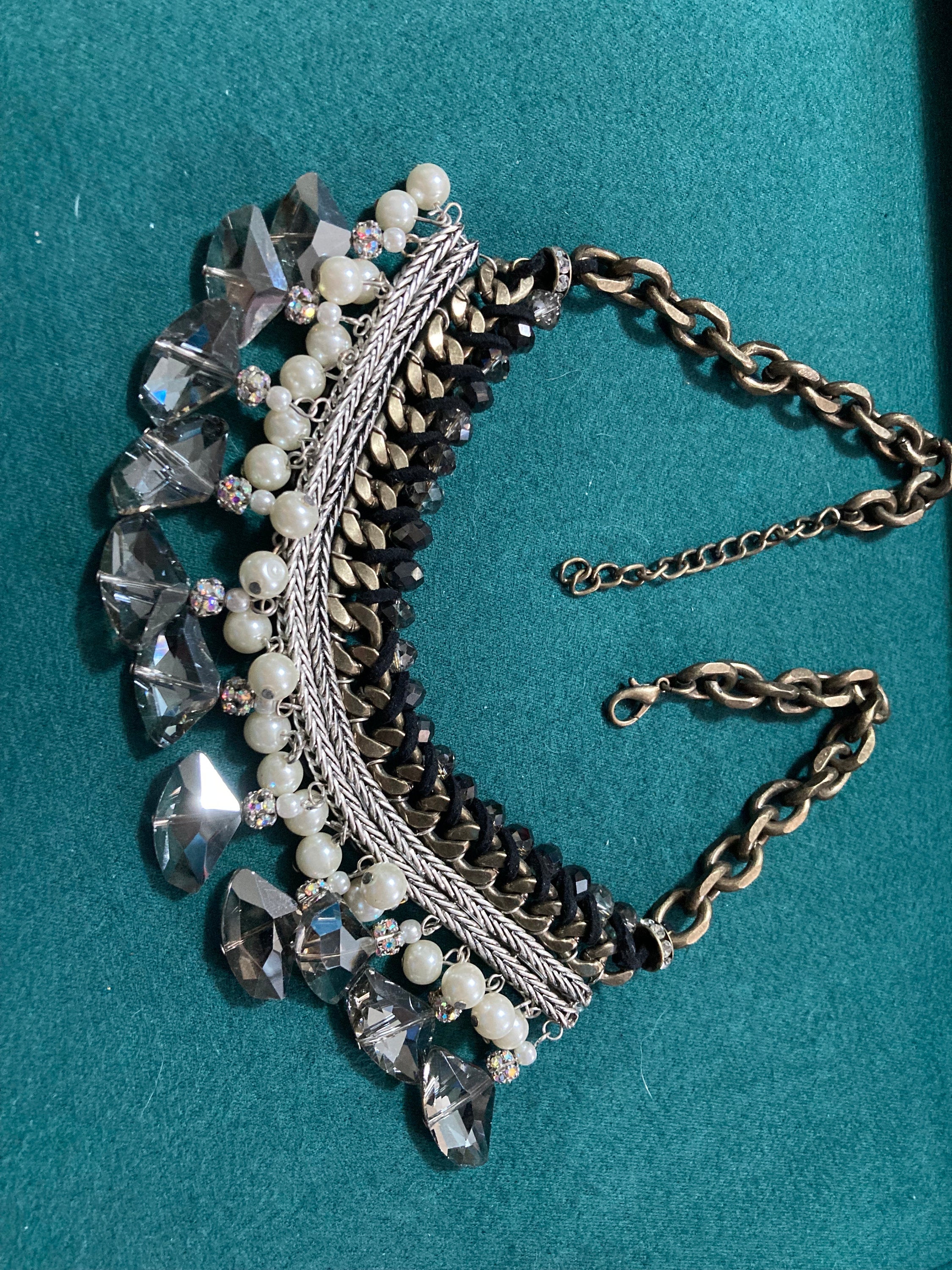 Chunky Diamanté Choker Necklace: Retro Copper Tone Faux Pearl Statement