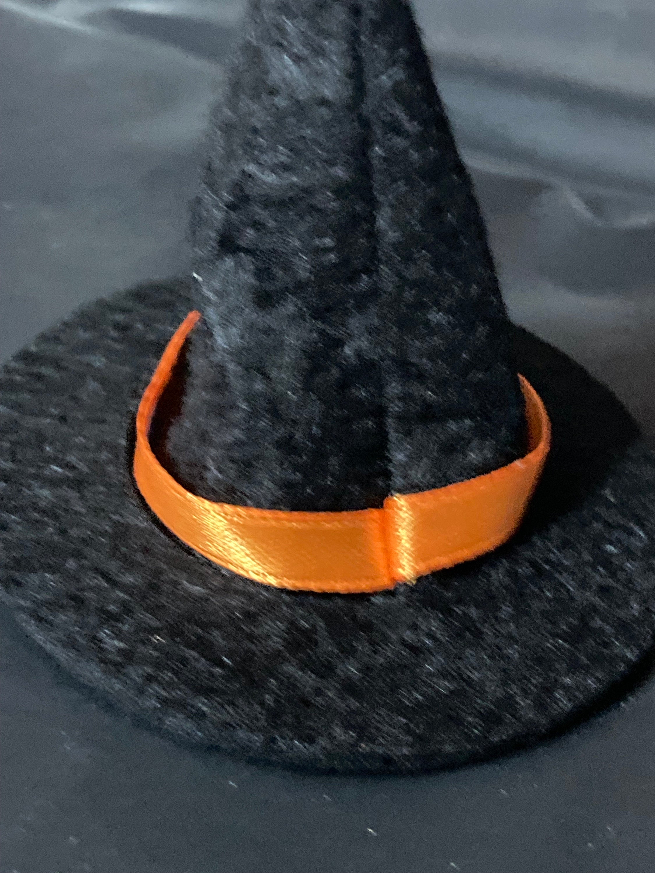 Miniature black felt witches hat Halloween cake topper decoration scenery dolls