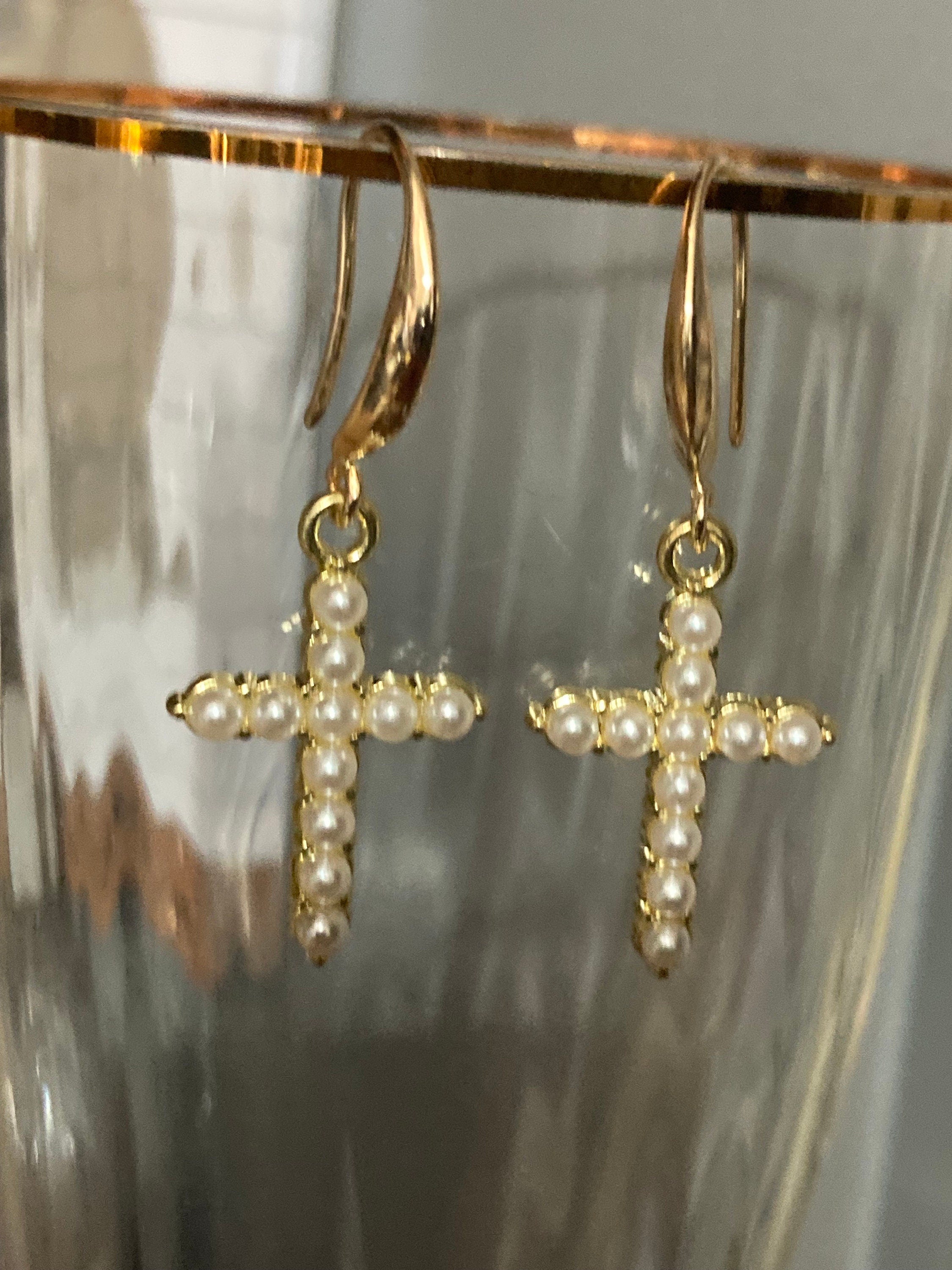 18k gold plated clear seed pearl religious cross earrings