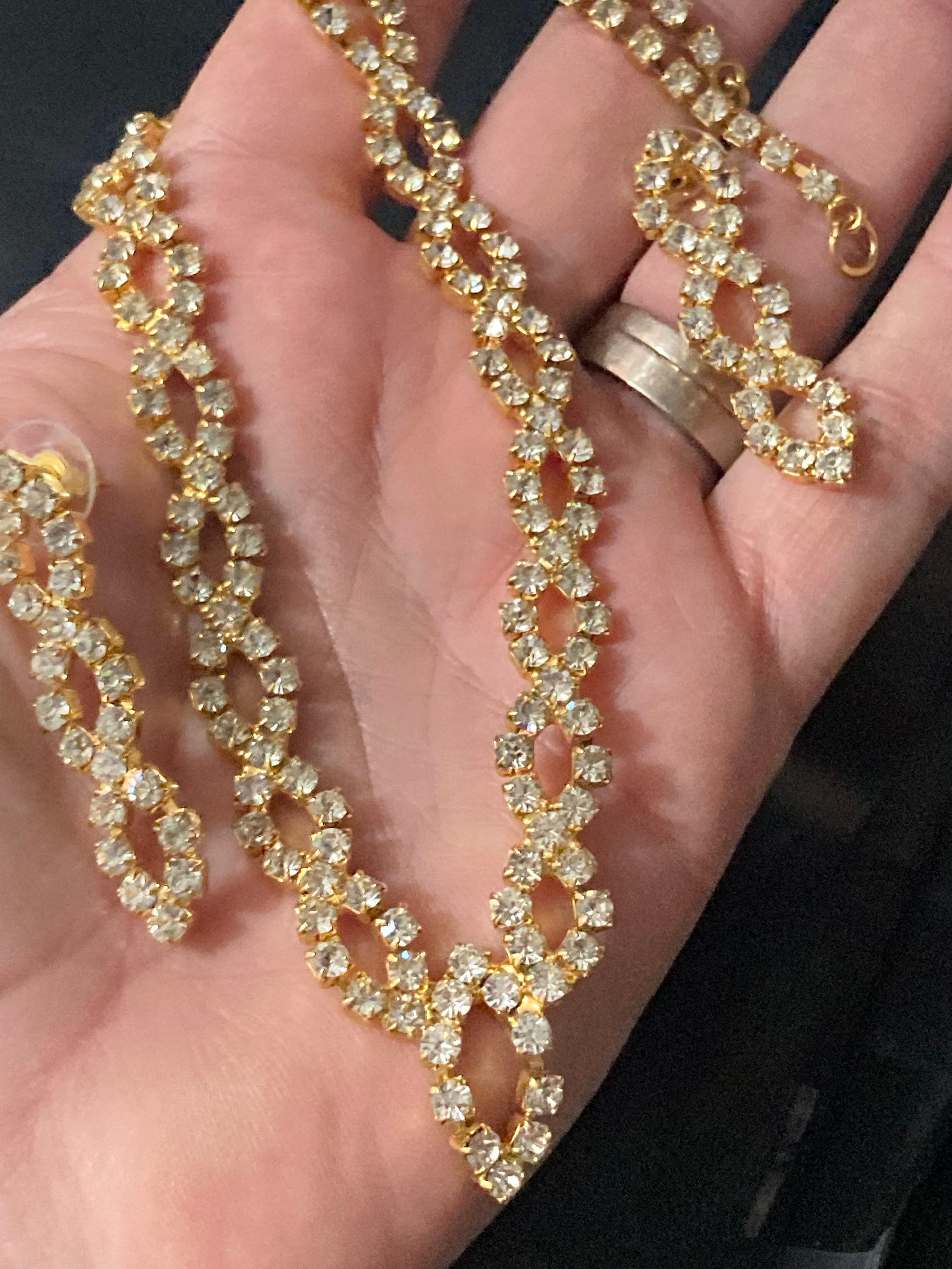 Diamanté Gold Tone Jewellery Set: Necklace and Earrings