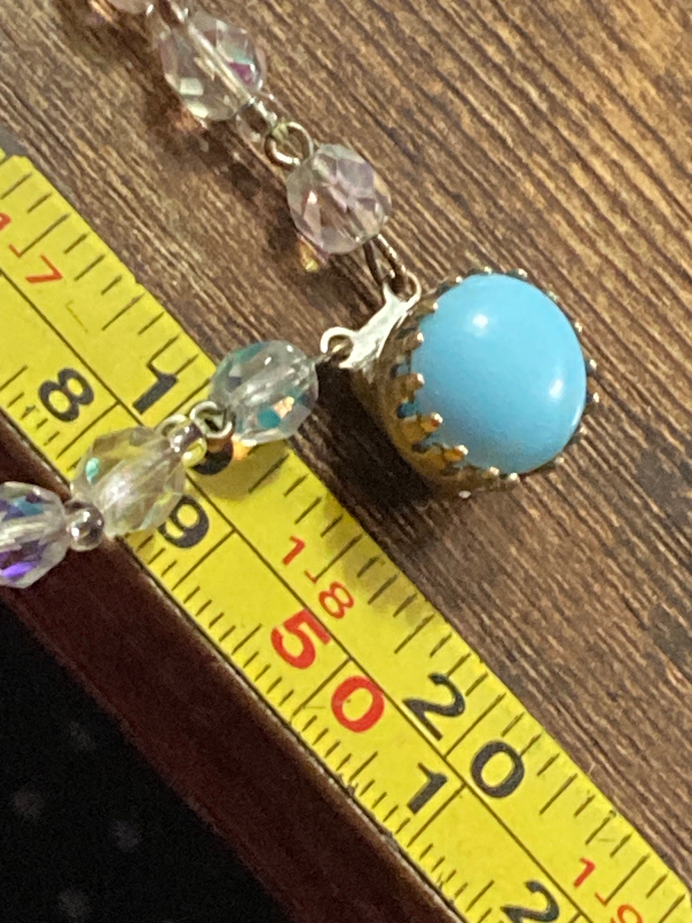 Vintage 1950s Aurora Borealis Crystal Bead Necklace: Turquoise Clasp