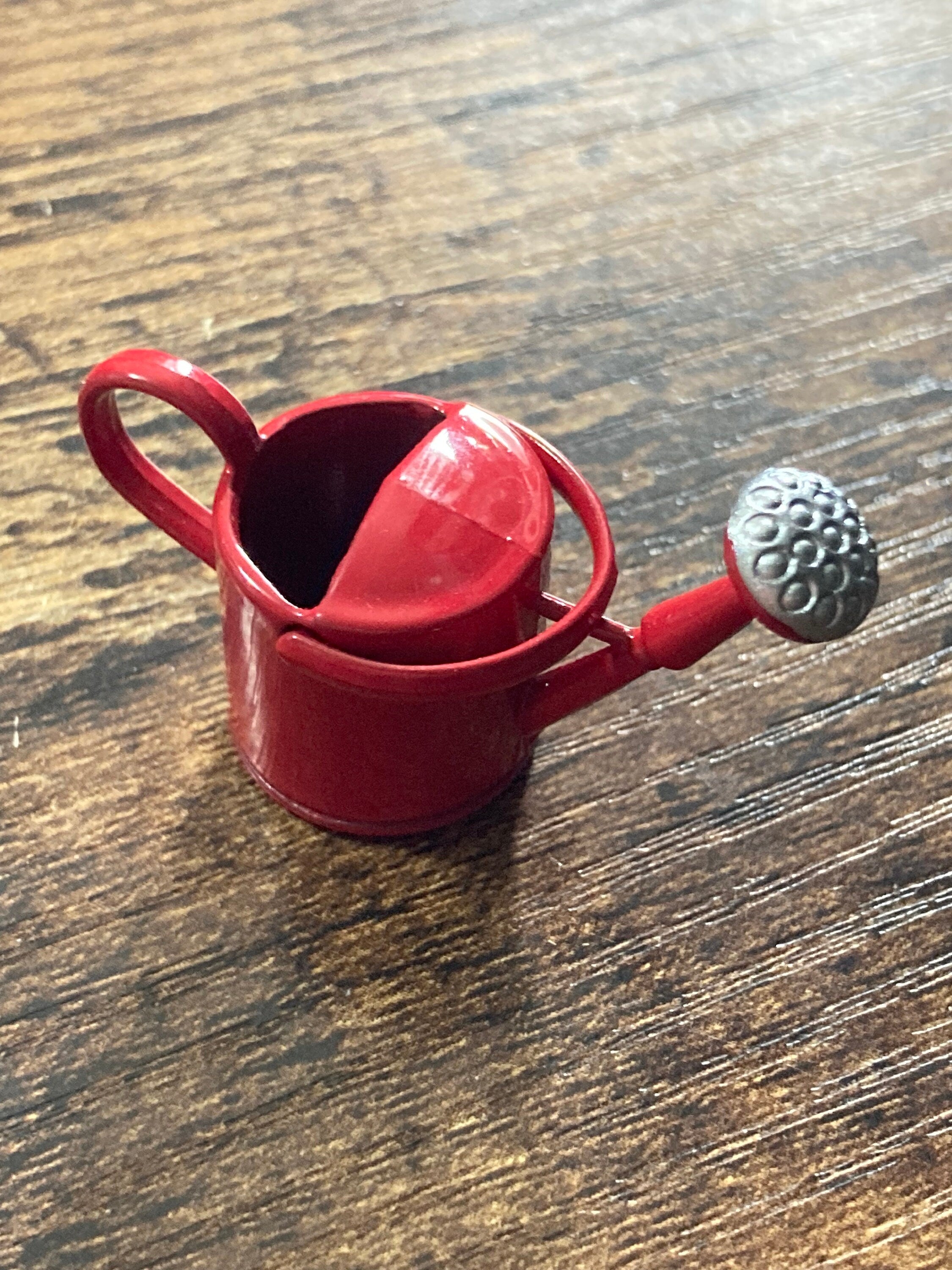 Miniature Red metal watering can garden tools gardener cake topper decoration scenery dolls