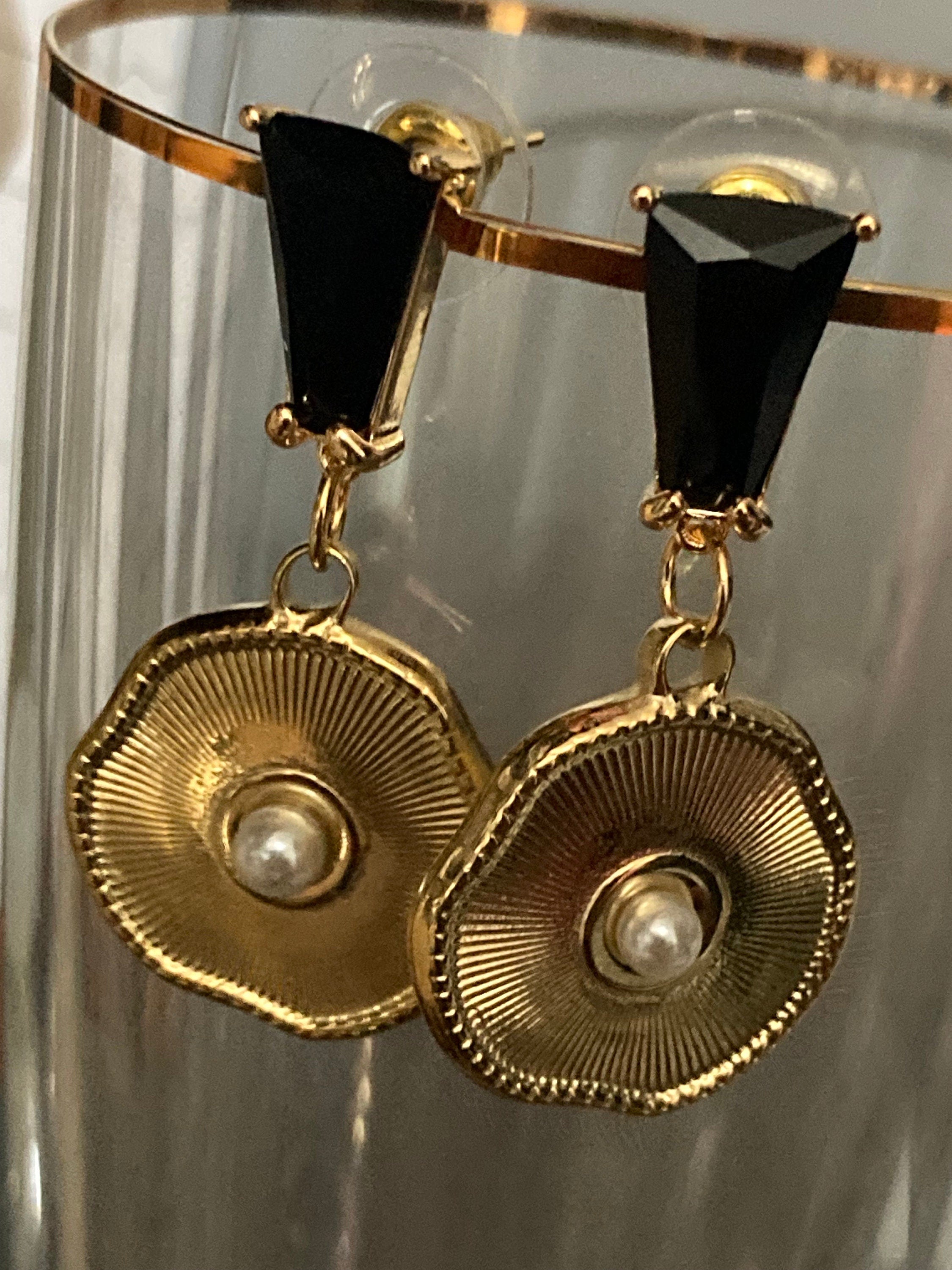 18k gold plated seed pearl black crystal diamanté Victorian post charm earrings