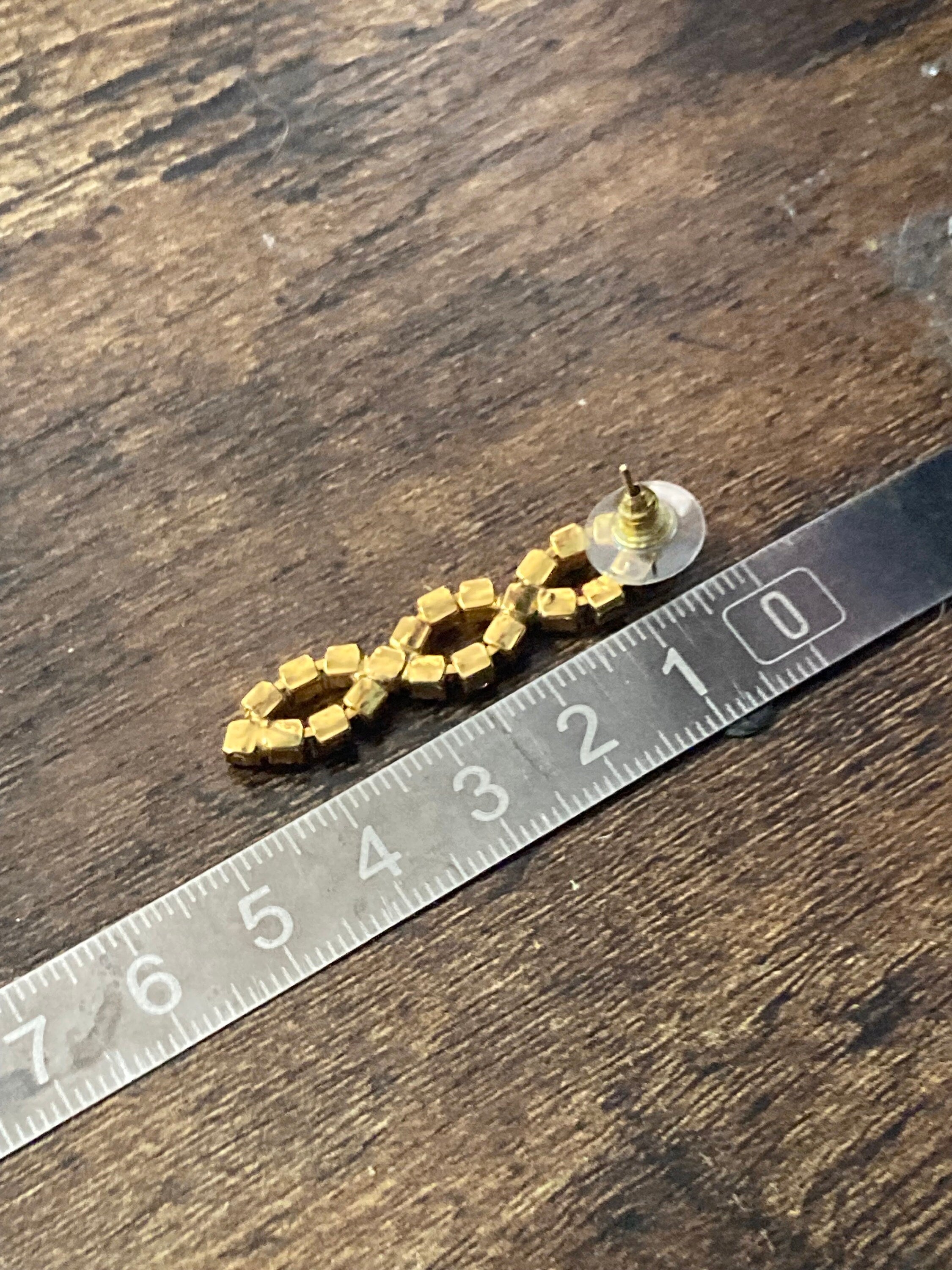 Diamanté Gold Tone Jewellery Set: Necklace and Earrings