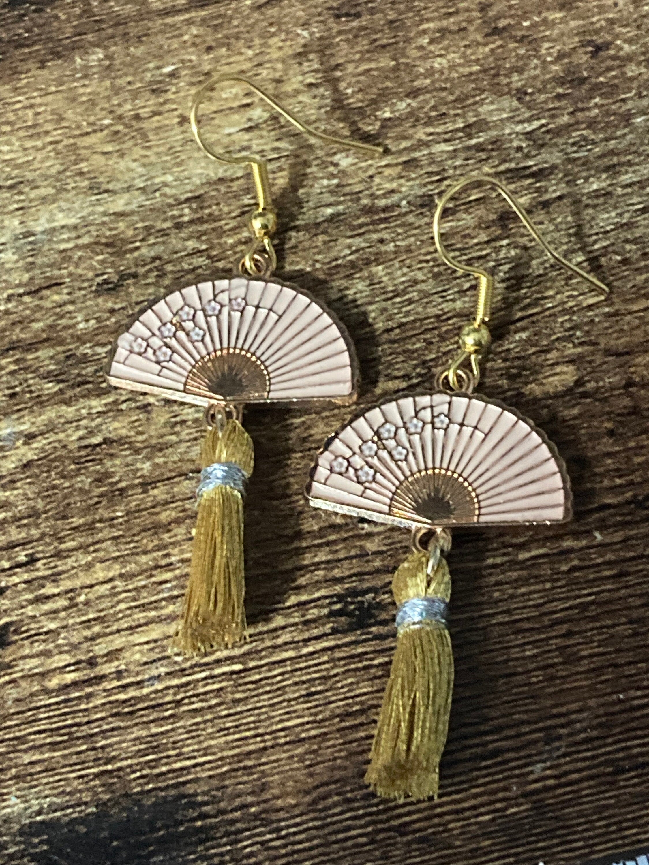 Japanese pink tassel fan earrings Vintage style gold tone Chinese pierced