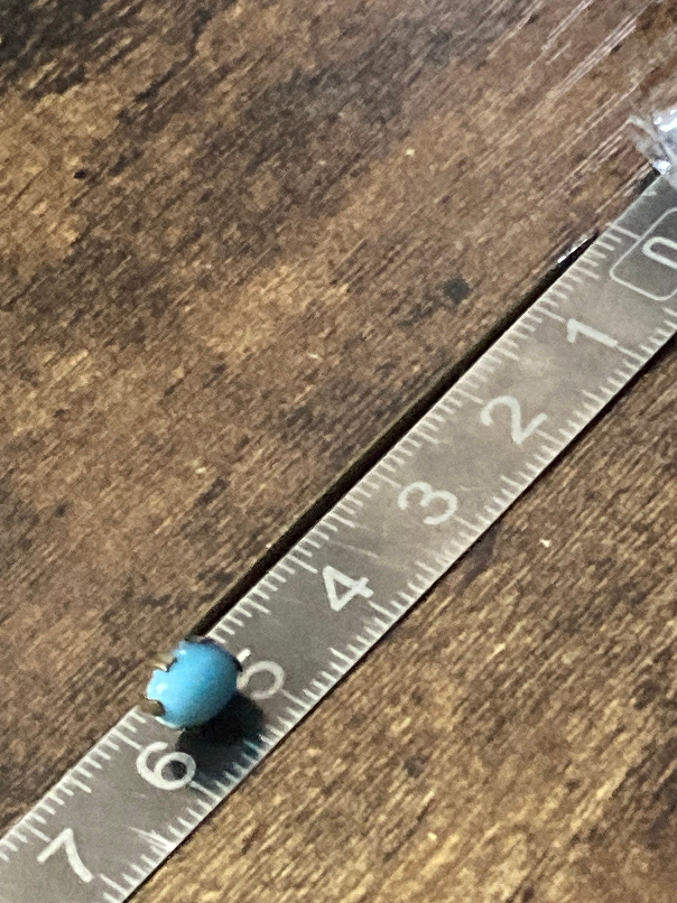 Antique Gentleman's Ladies gold tone turquoise blue cabochon Stick pin