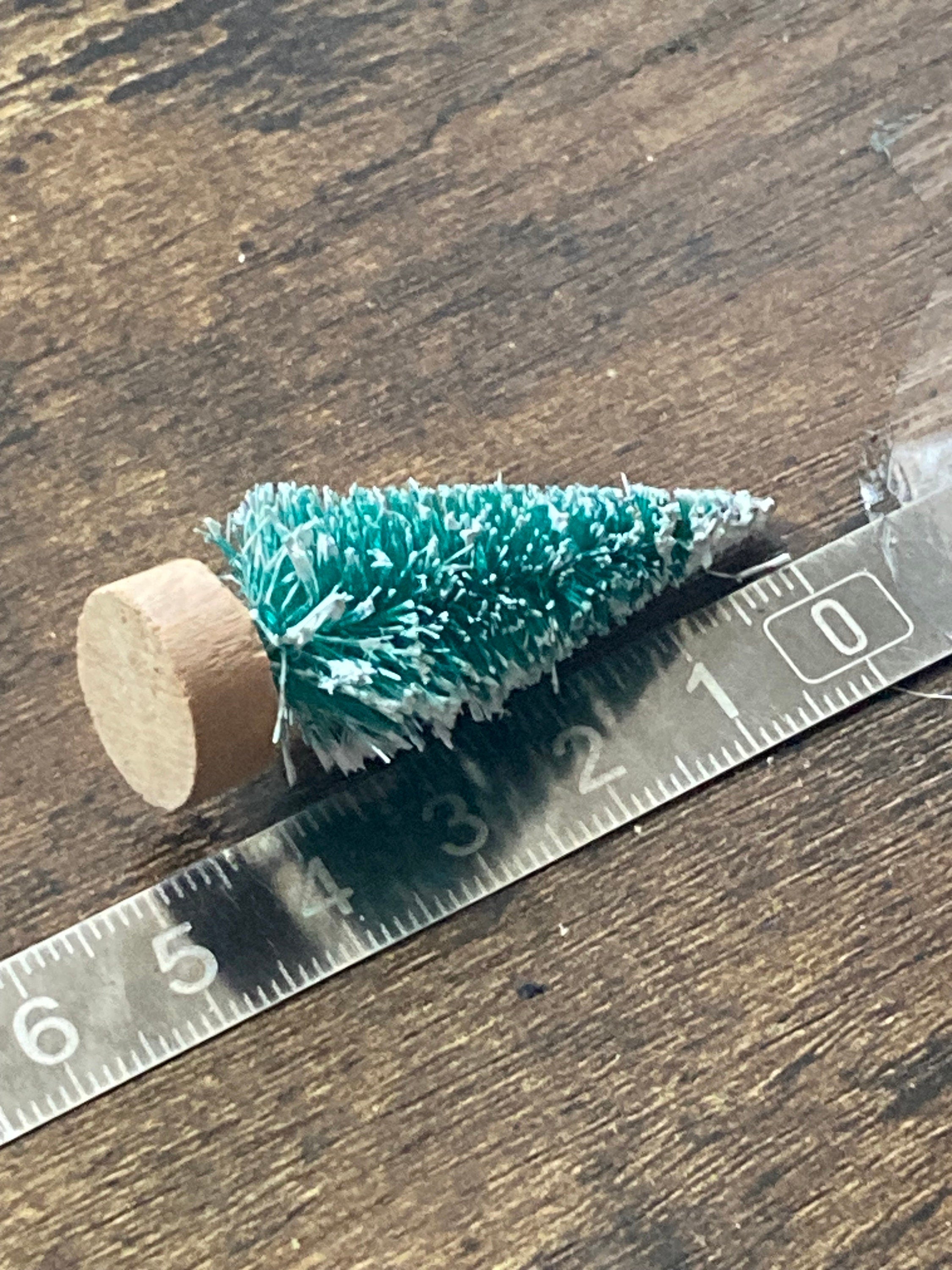 5 pieces mid green snow miniature Christmas tree cake toppers 4cm craft