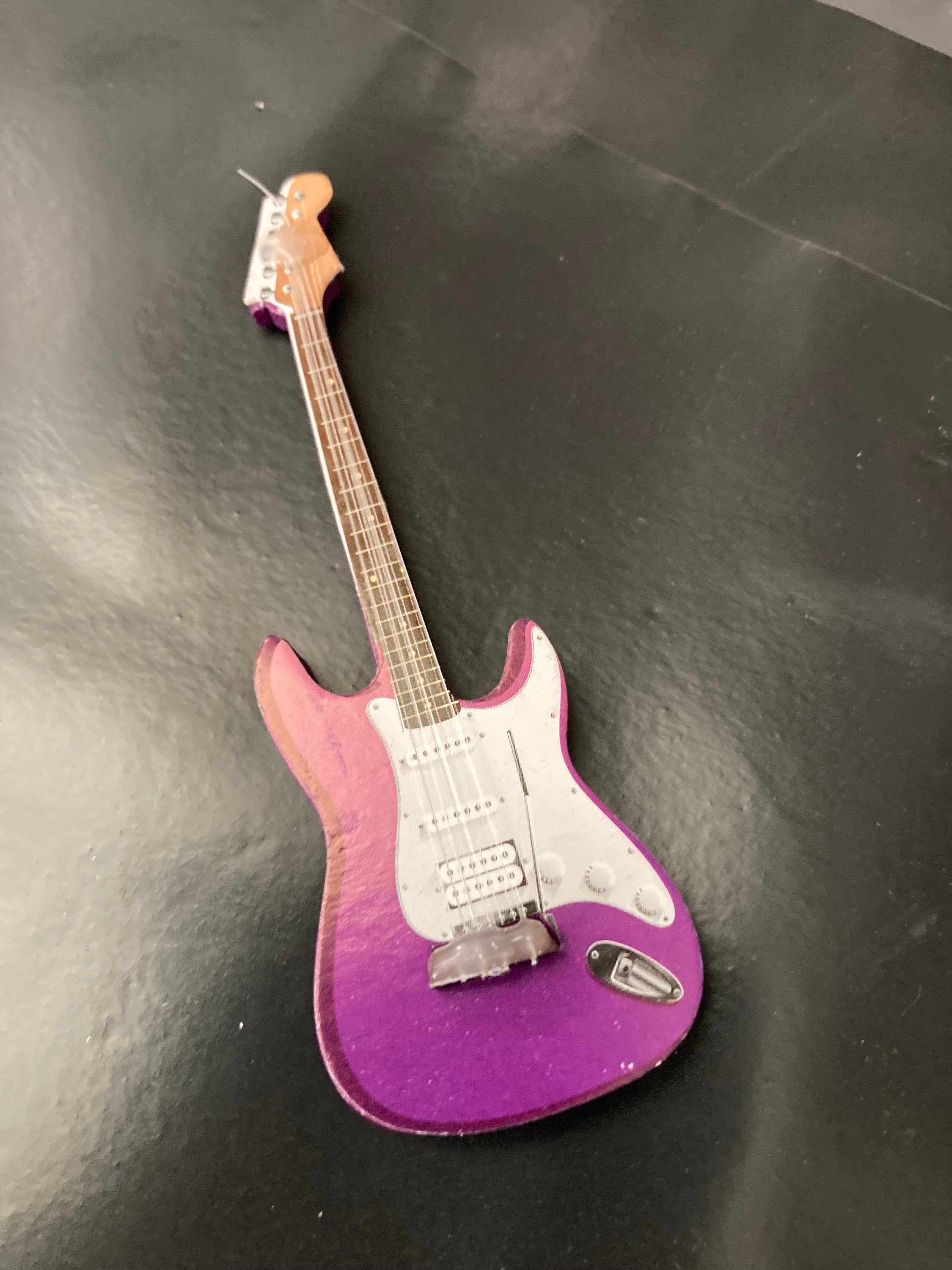 Purple Electric guitar cake topper decoration dolls house miniature musical instrument for rock guitarist