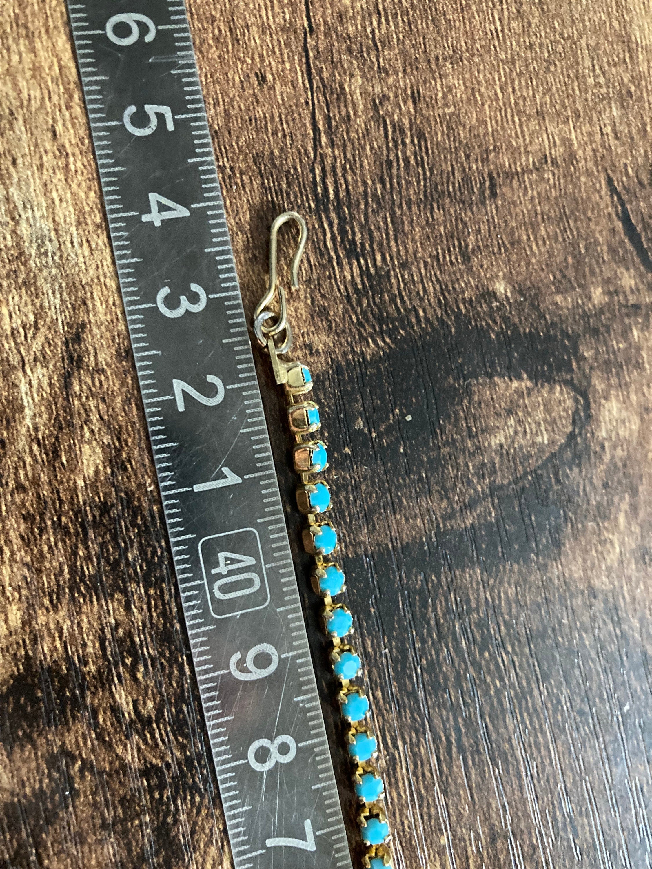 Vintage gold tone mesh lariat drop necklace with turquoise glass paste stones