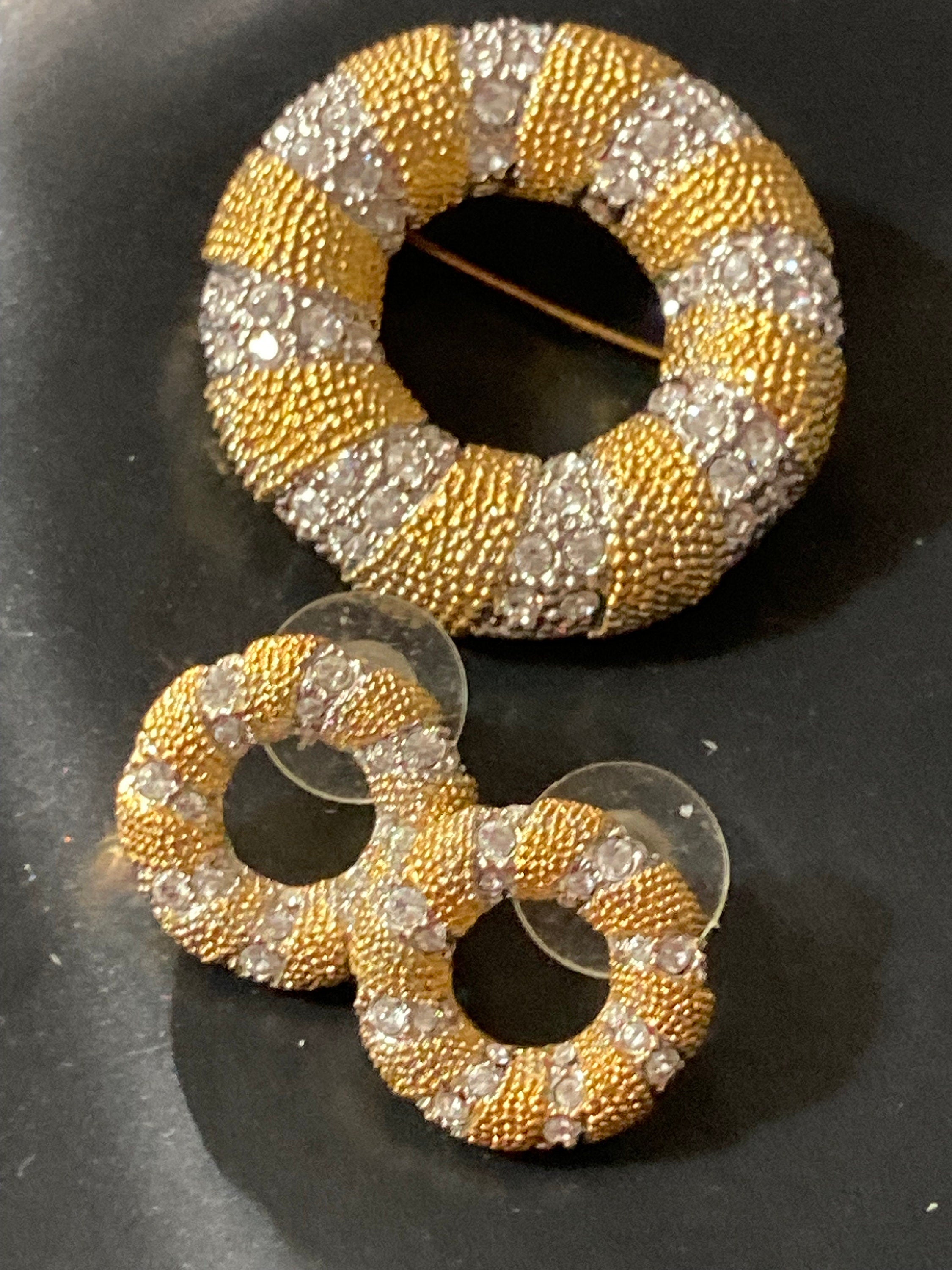 Vintage round diamanté donut pierced stud earrings and matching brooch jewellery set