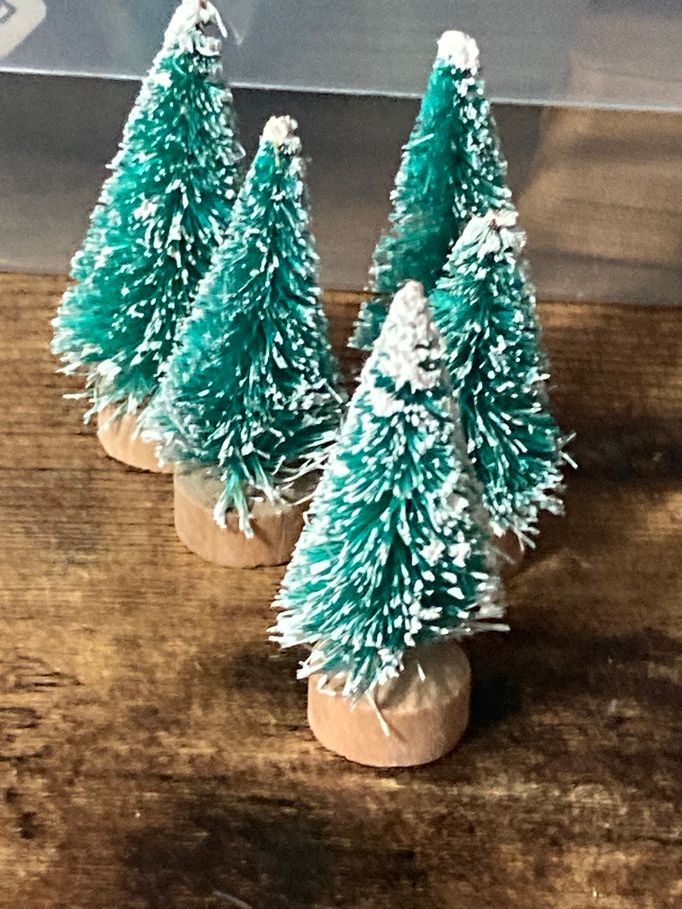 5 pieces mid green snow miniature Christmas tree cake toppers 4cm craft