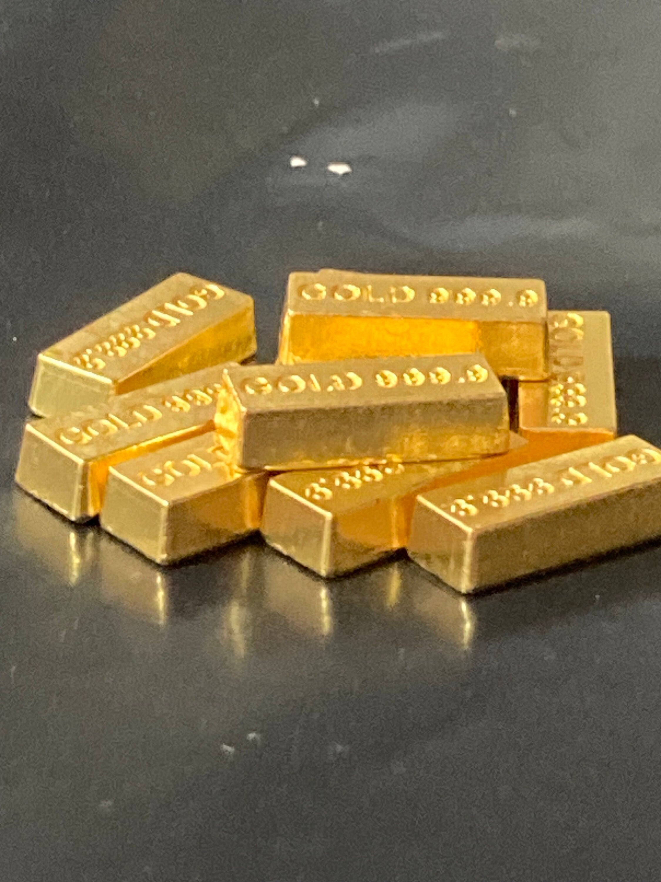 Miniature Gold Bullion Bars: 10-Pack Dollhouse Cake Topper Decorations