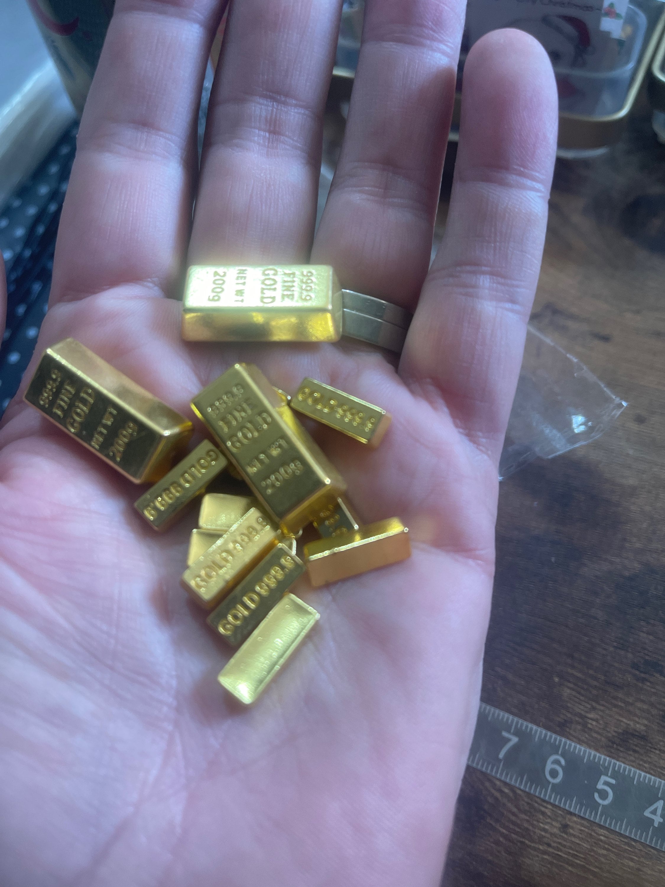 Miniature Gold Bullion Bars: 10-Pack Dollhouse Cake Topper Decorations