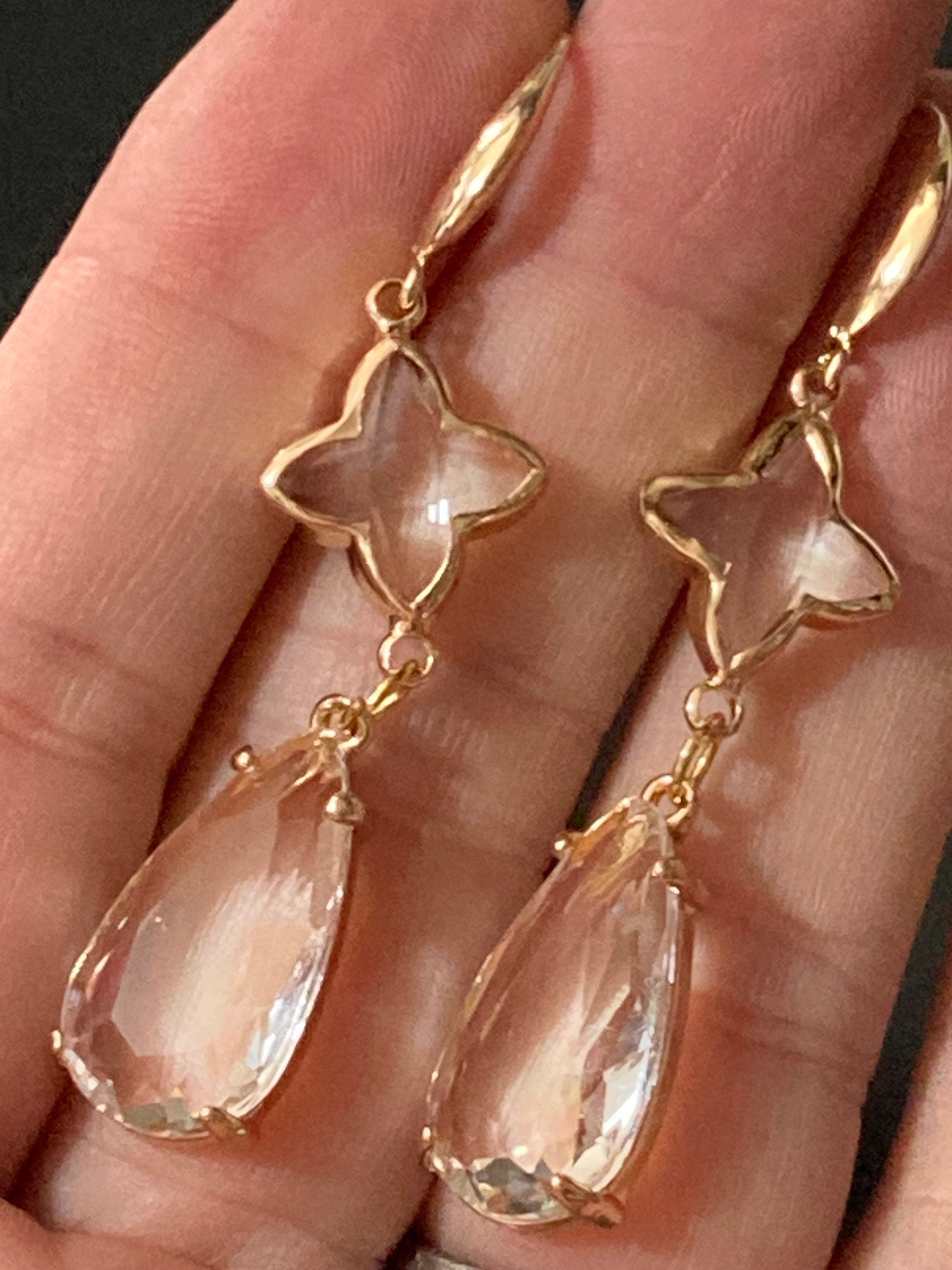 18k gold plated clear crystal teardrop clover charm dangly earrings pierced