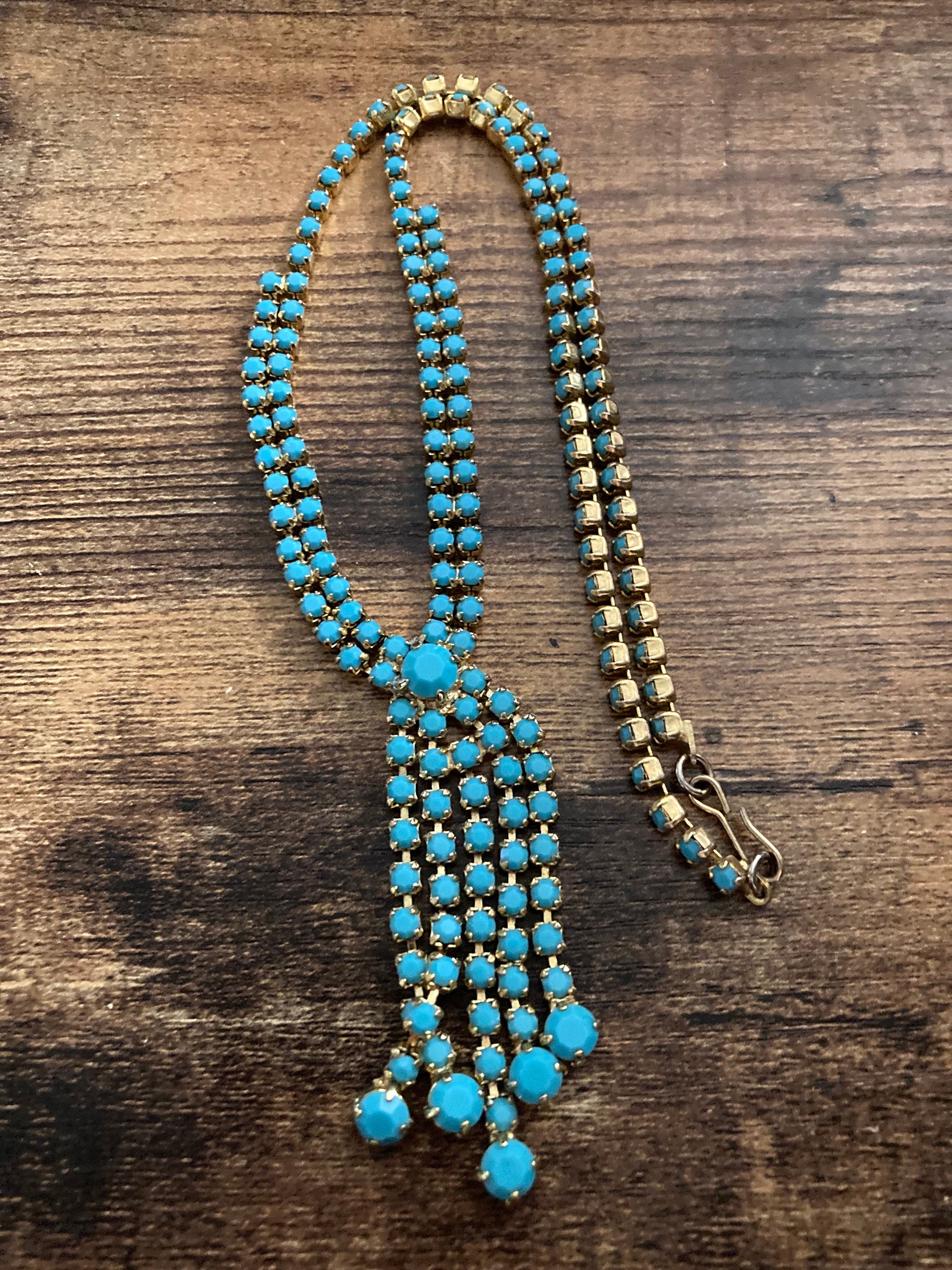 Vintage gold tone mesh lariat drop necklace with turquoise glass paste stones