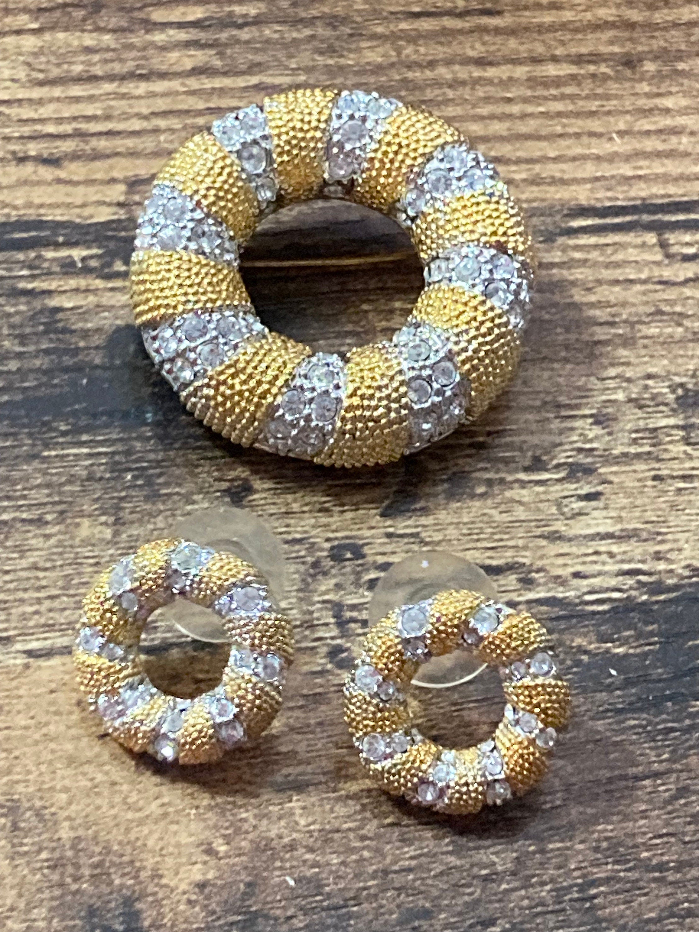 Vintage round diamanté donut pierced stud earrings and matching brooch jewellery set