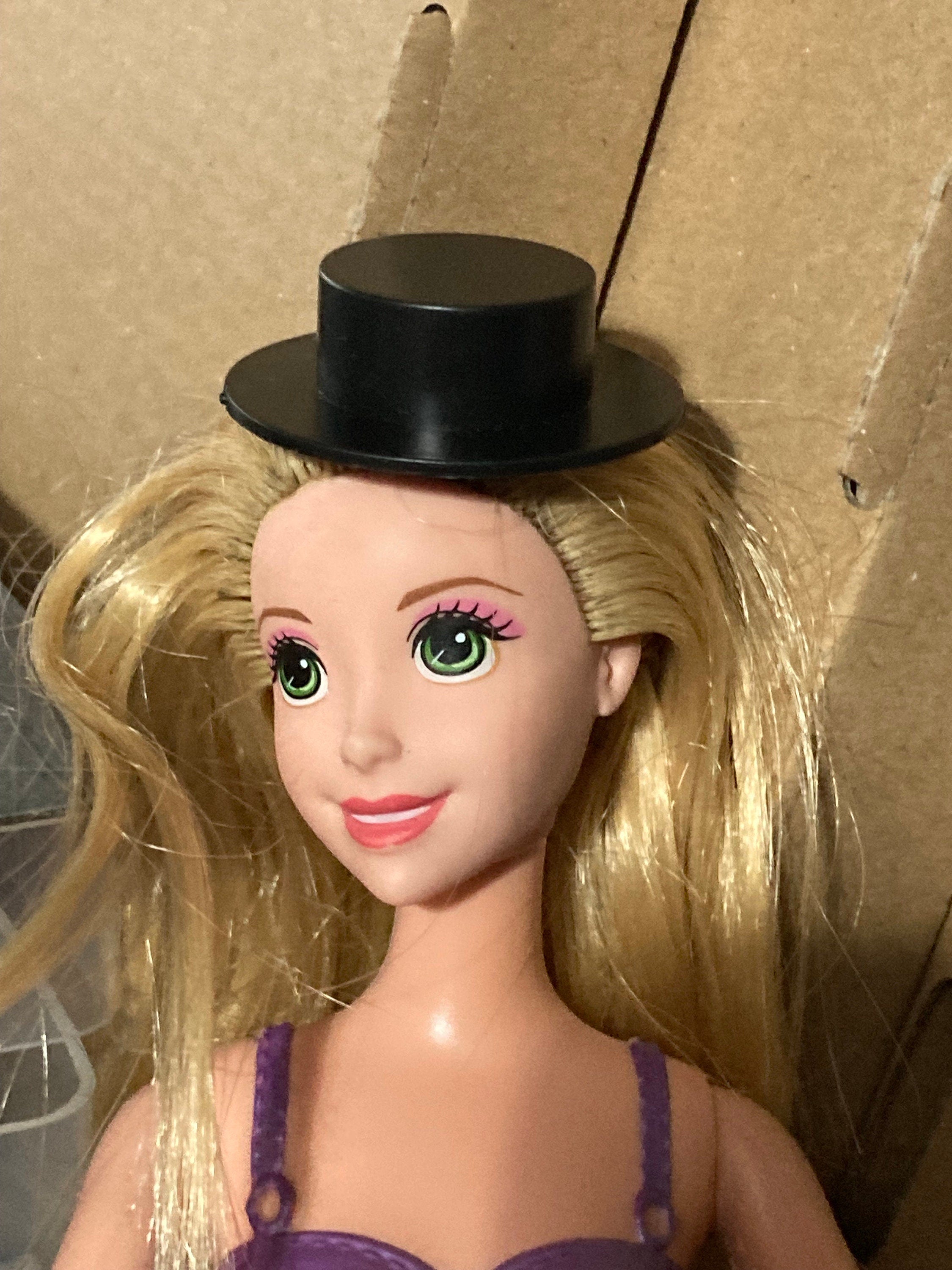 Miniature dolls black snowman’s hat decoration, Christmas cake topper