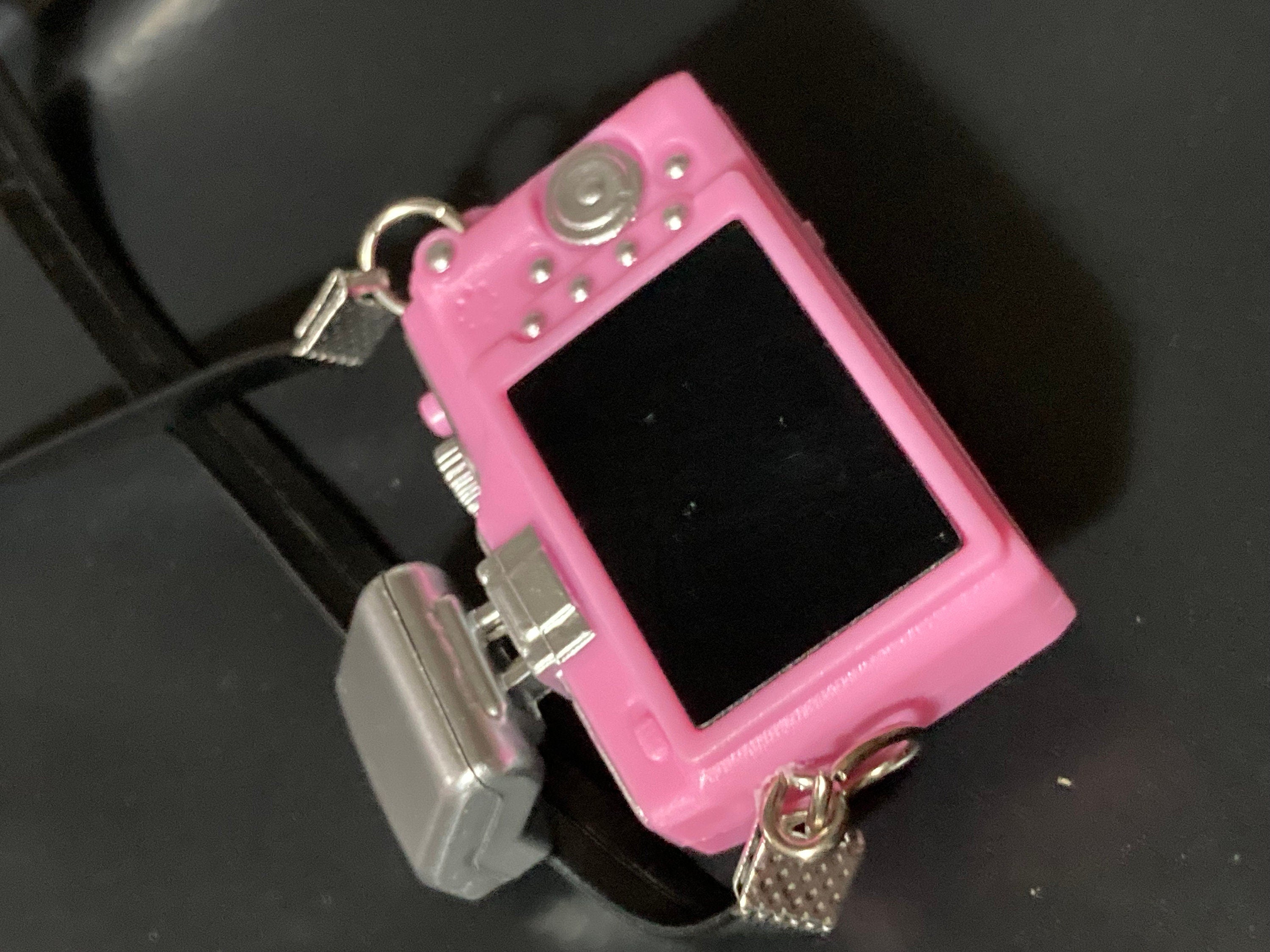 Pink Novelty flashing miniature camera cake topper decoration it flashes and clicks