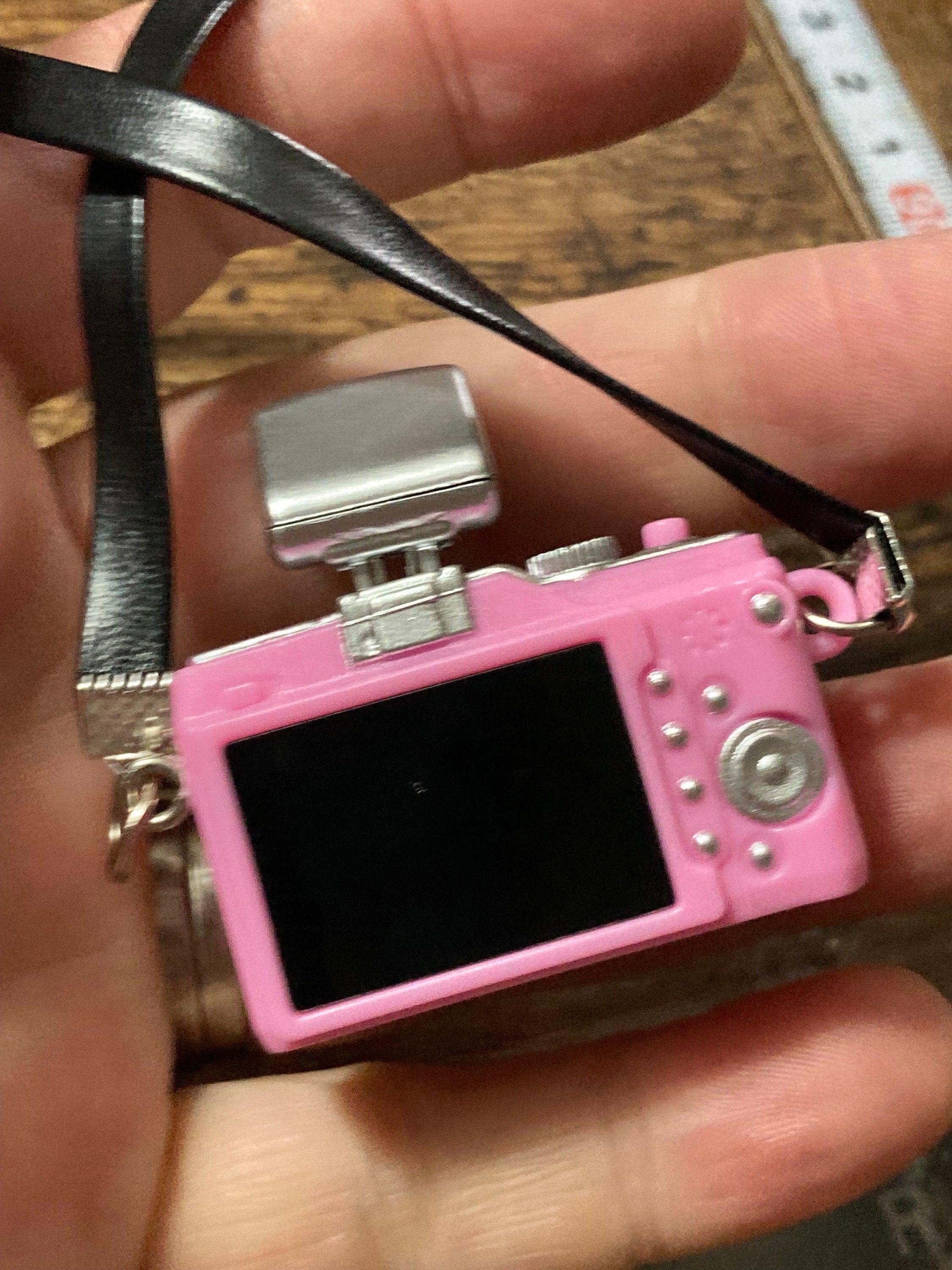 Pink Novelty flashing miniature camera cake topper decoration it flashes and clicks