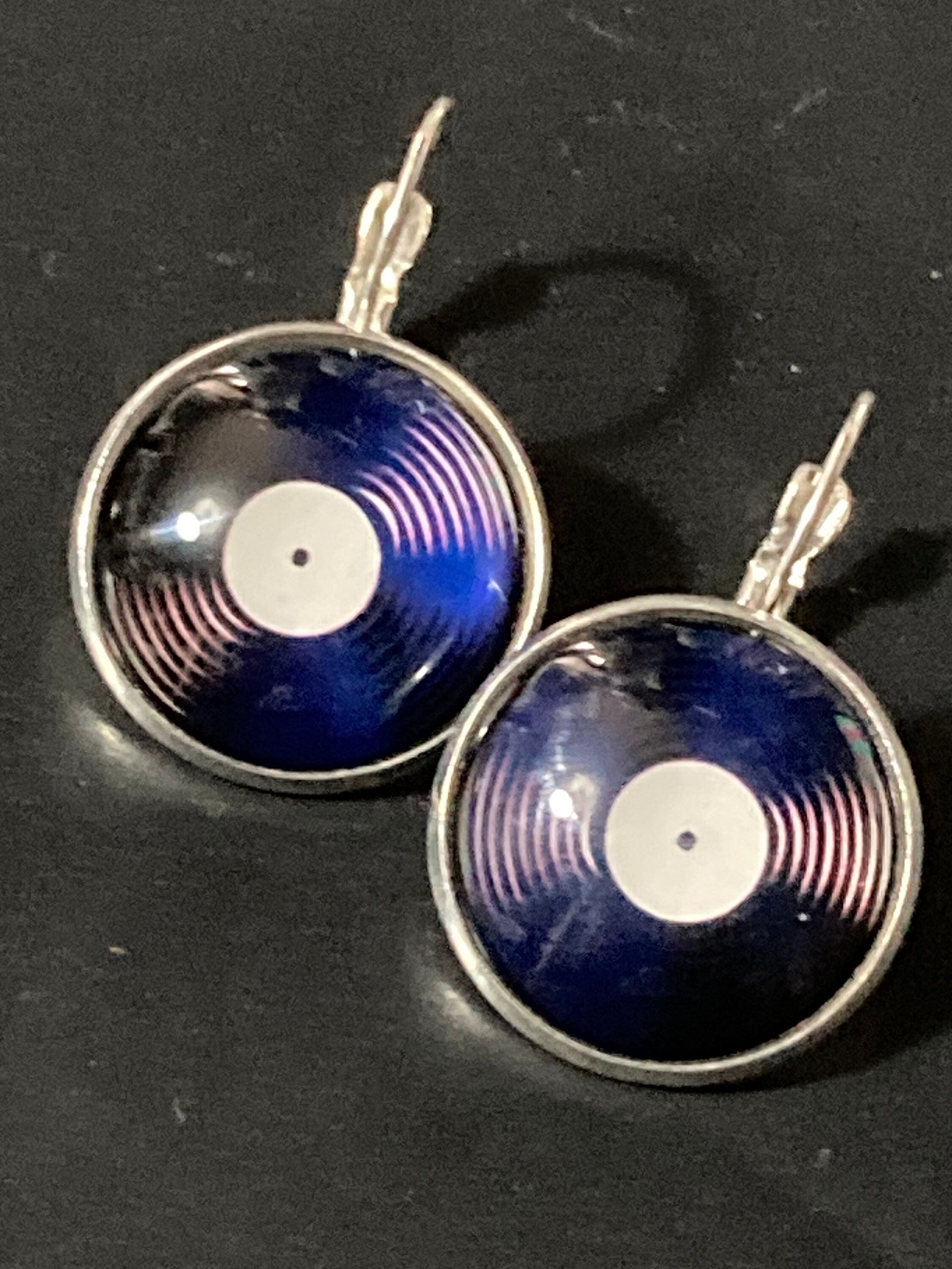 20mm Large Vinyl record drop earrings Retro style Black white