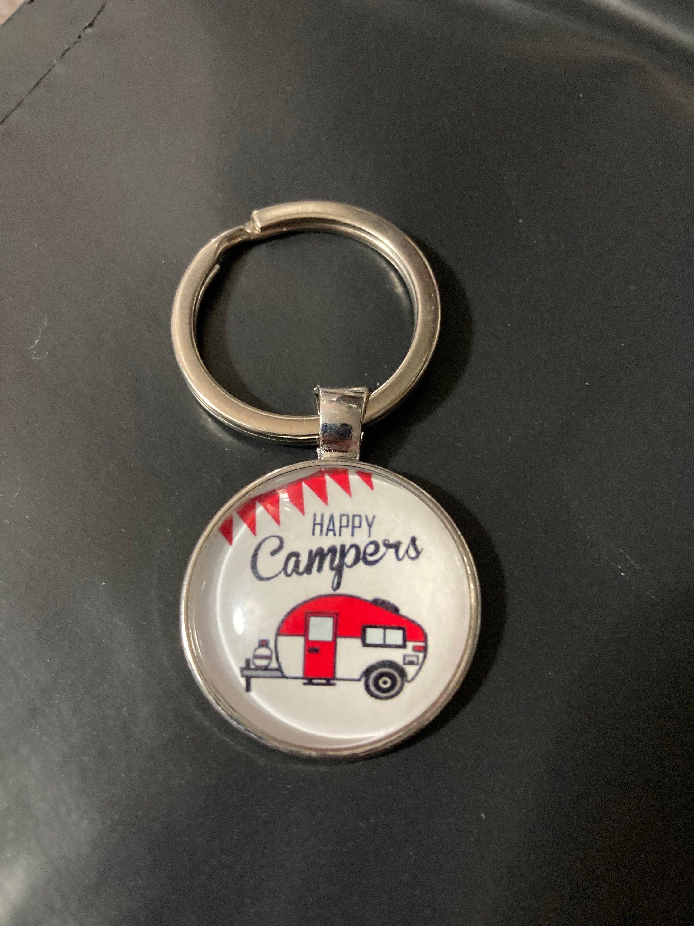 Happy campers silver tone camping caravan keyring glass cabochon 25mm