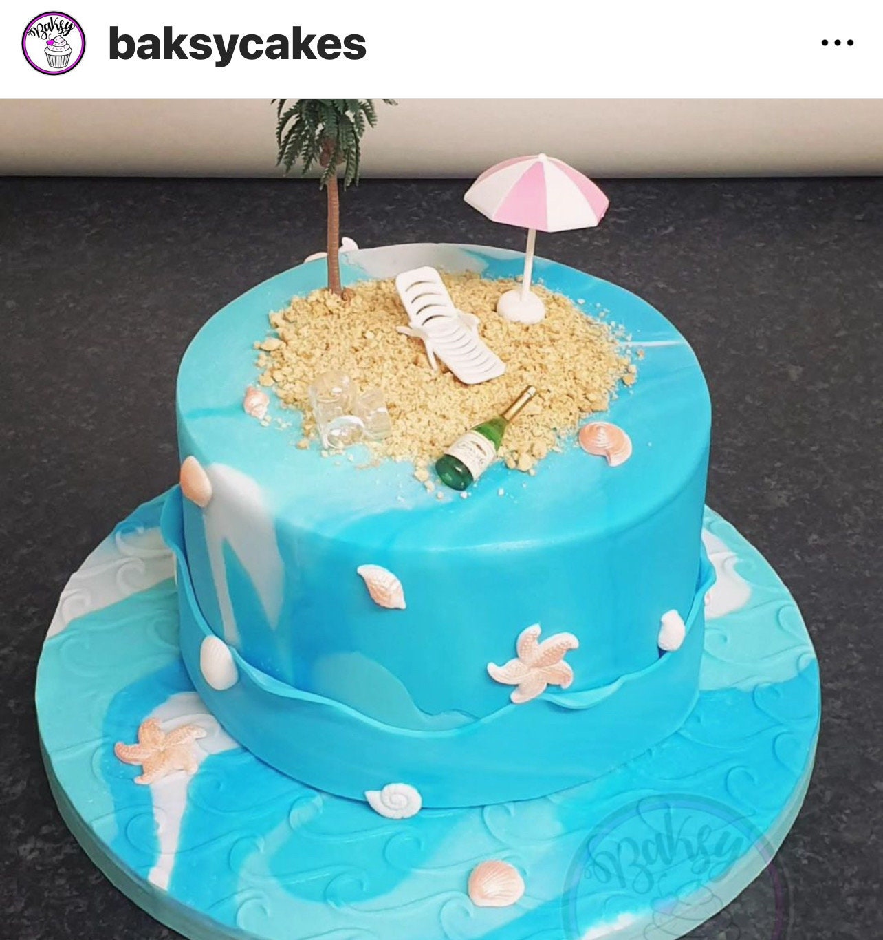 Miniature Palm Tree Cake Topper: Tropical Island Decoration (16cm)