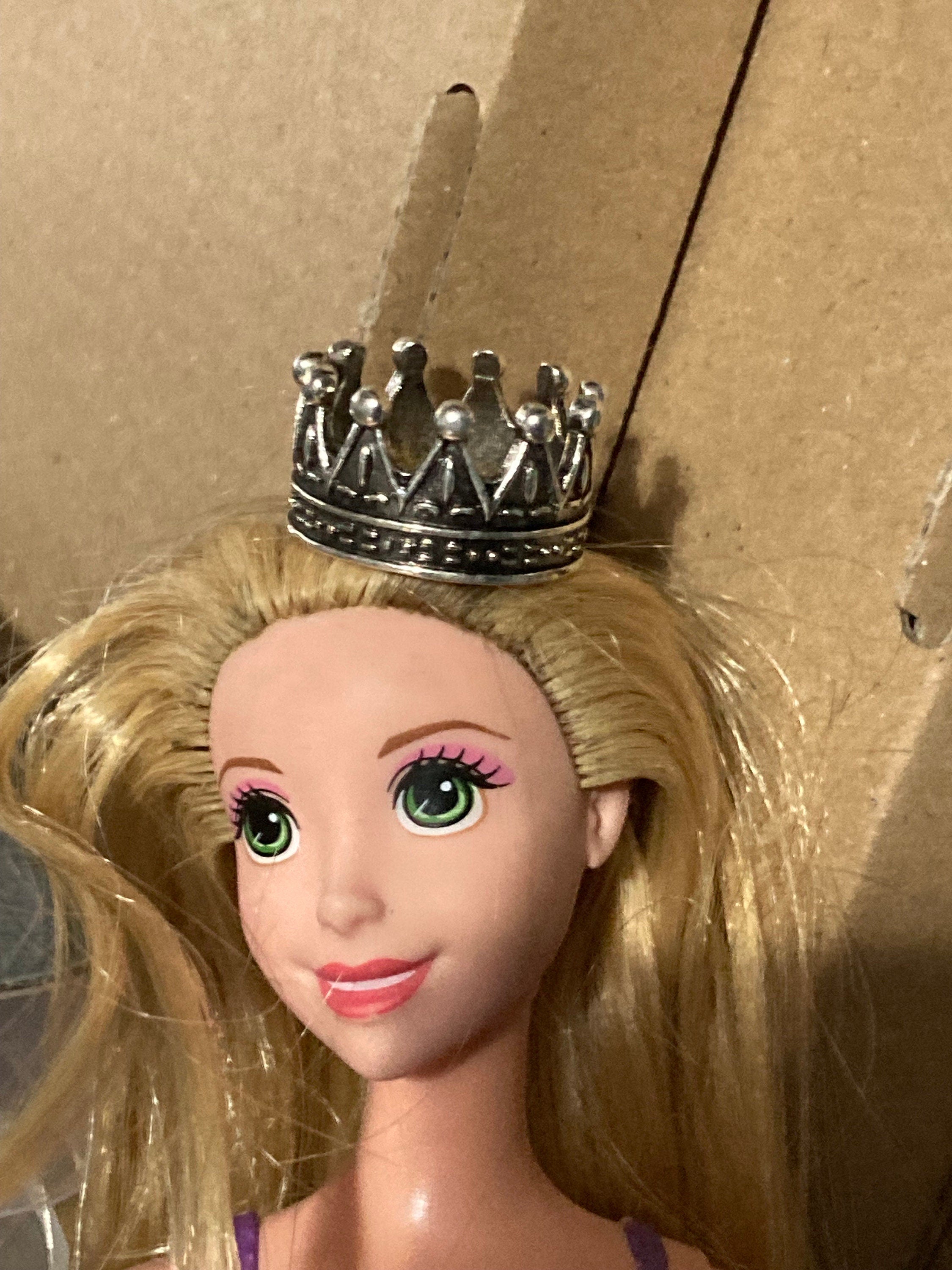 Silver miniature royal crown cake topper decoration craft 22mm x 12mm