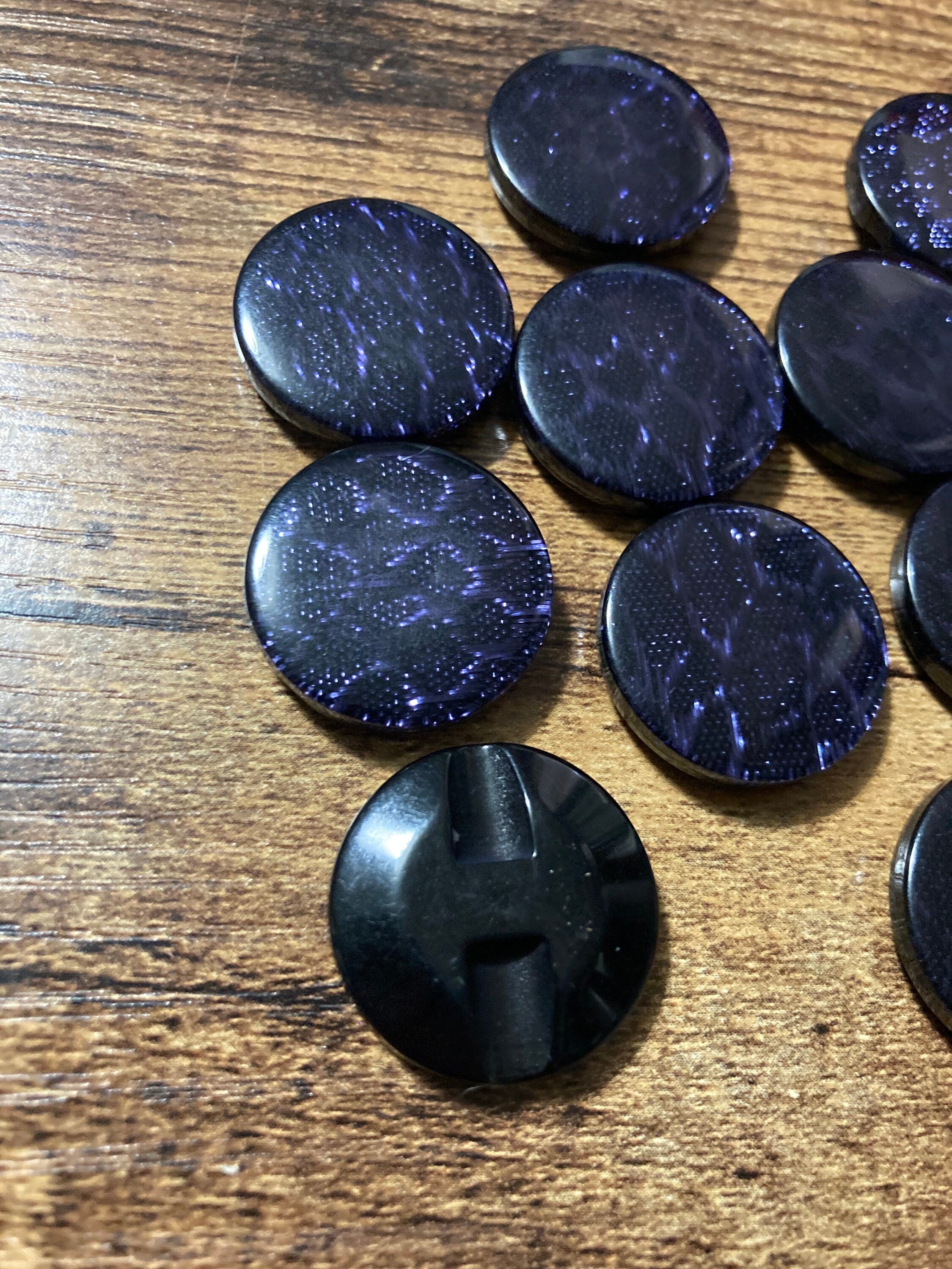 Set of 10 x 22mm plastic Violet Blue Purple snakeskin buttons glitter