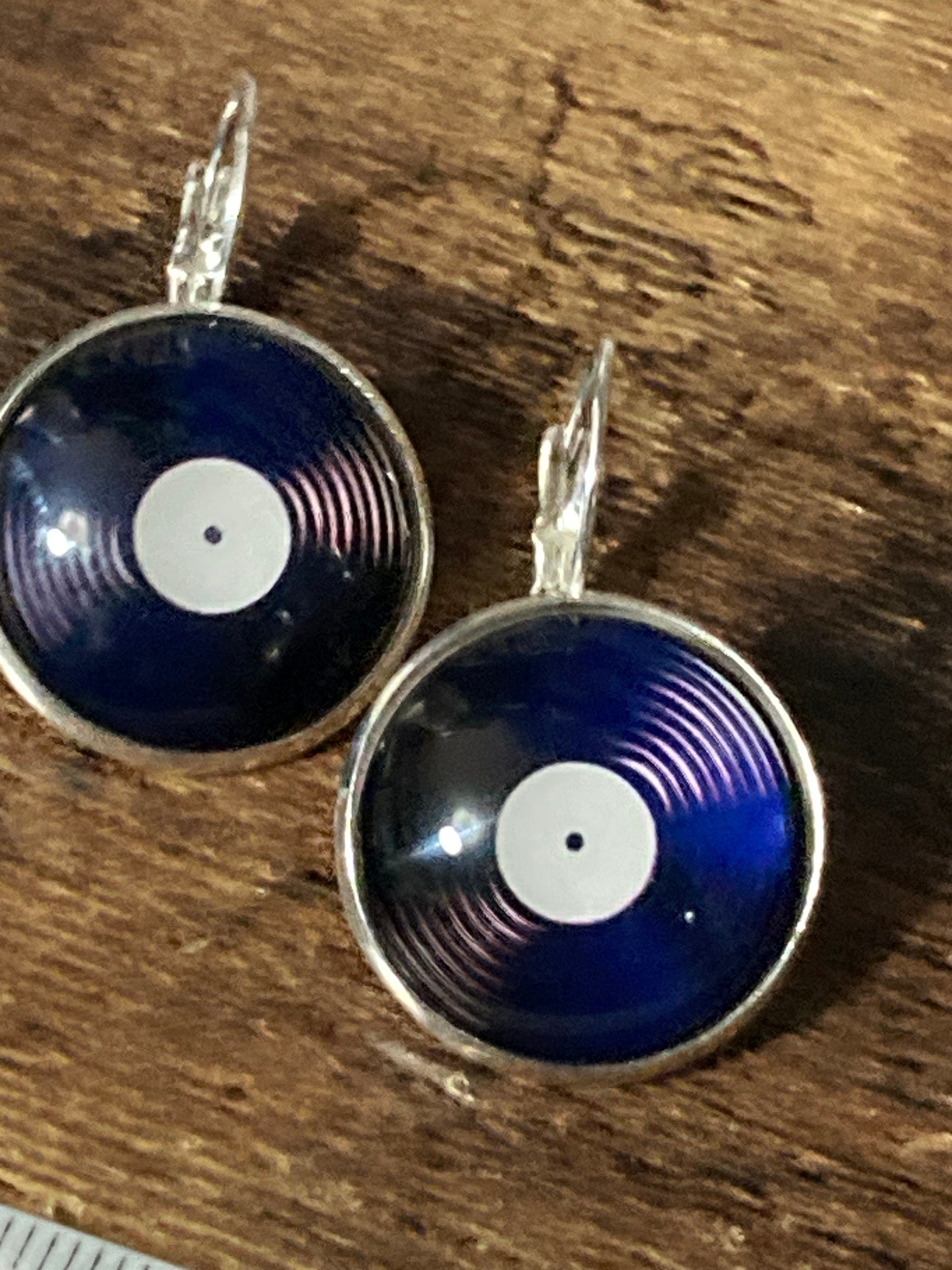 20mm Large Vinyl record drop earrings Retro style Black white