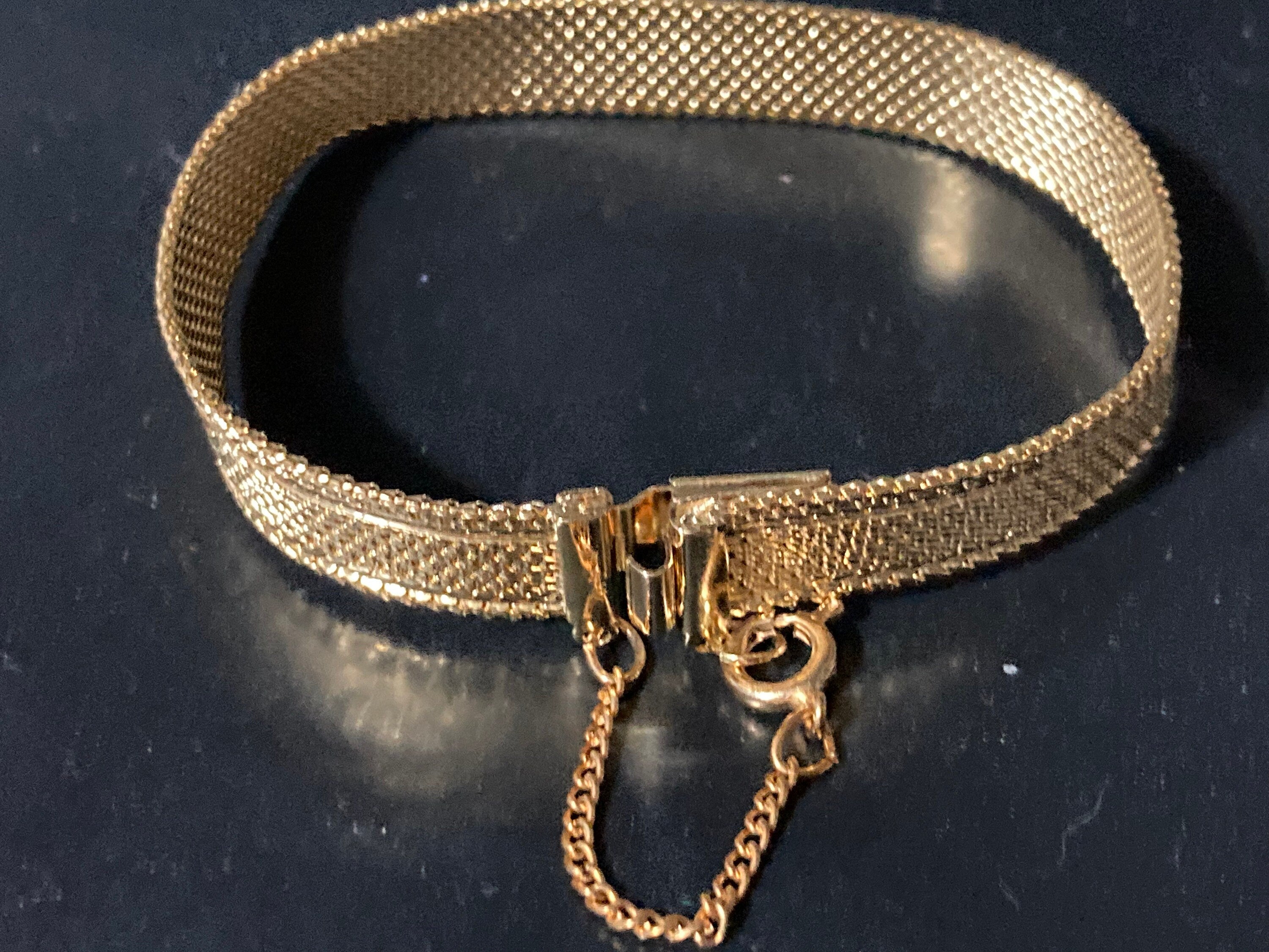 True Vintage pristine gold plated wide mesh flat link bangle bracelet 19 x 1cm old shop stock