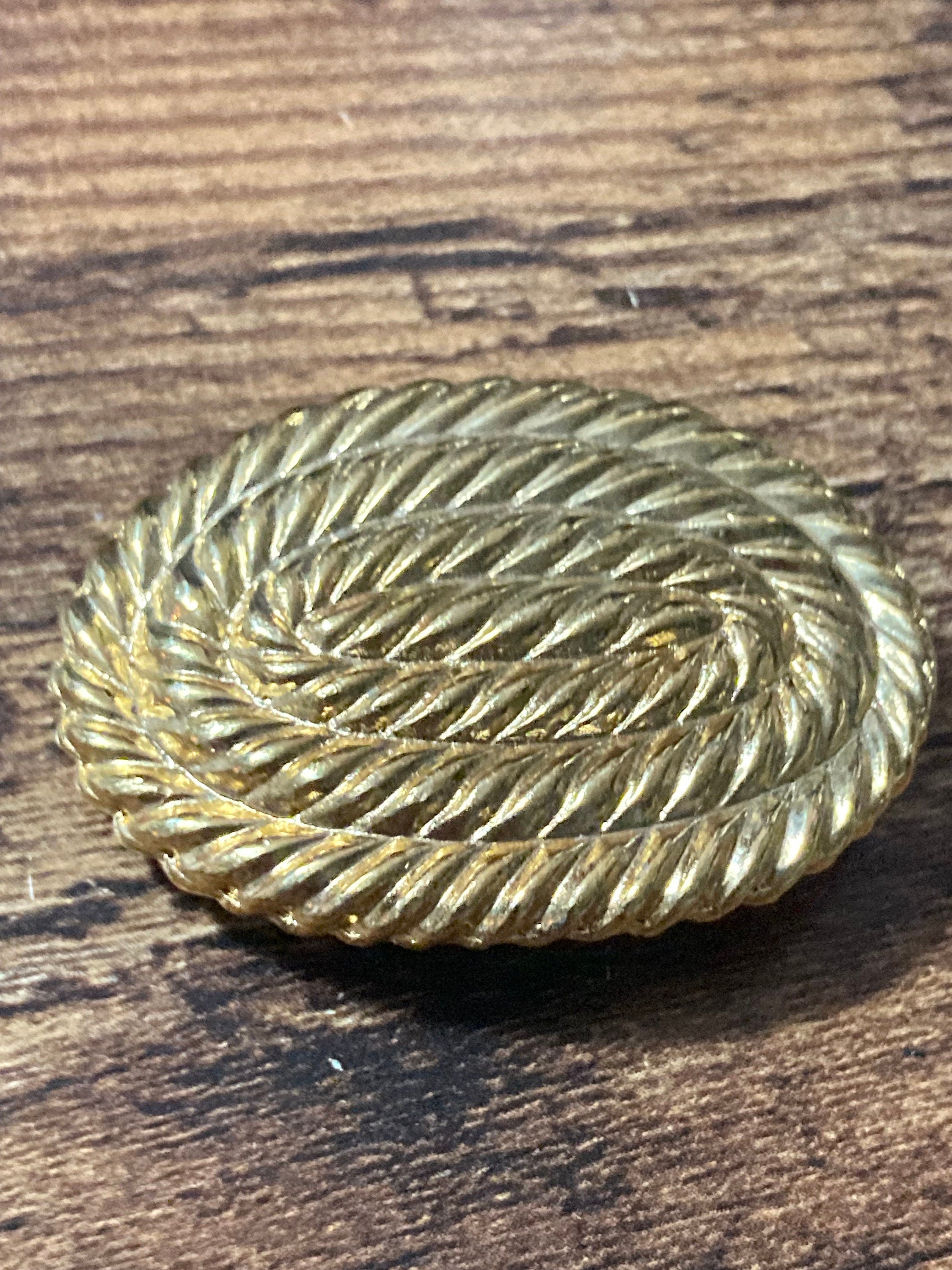 rope edge Oval Scarf Clip ring, vintage gold nautical style