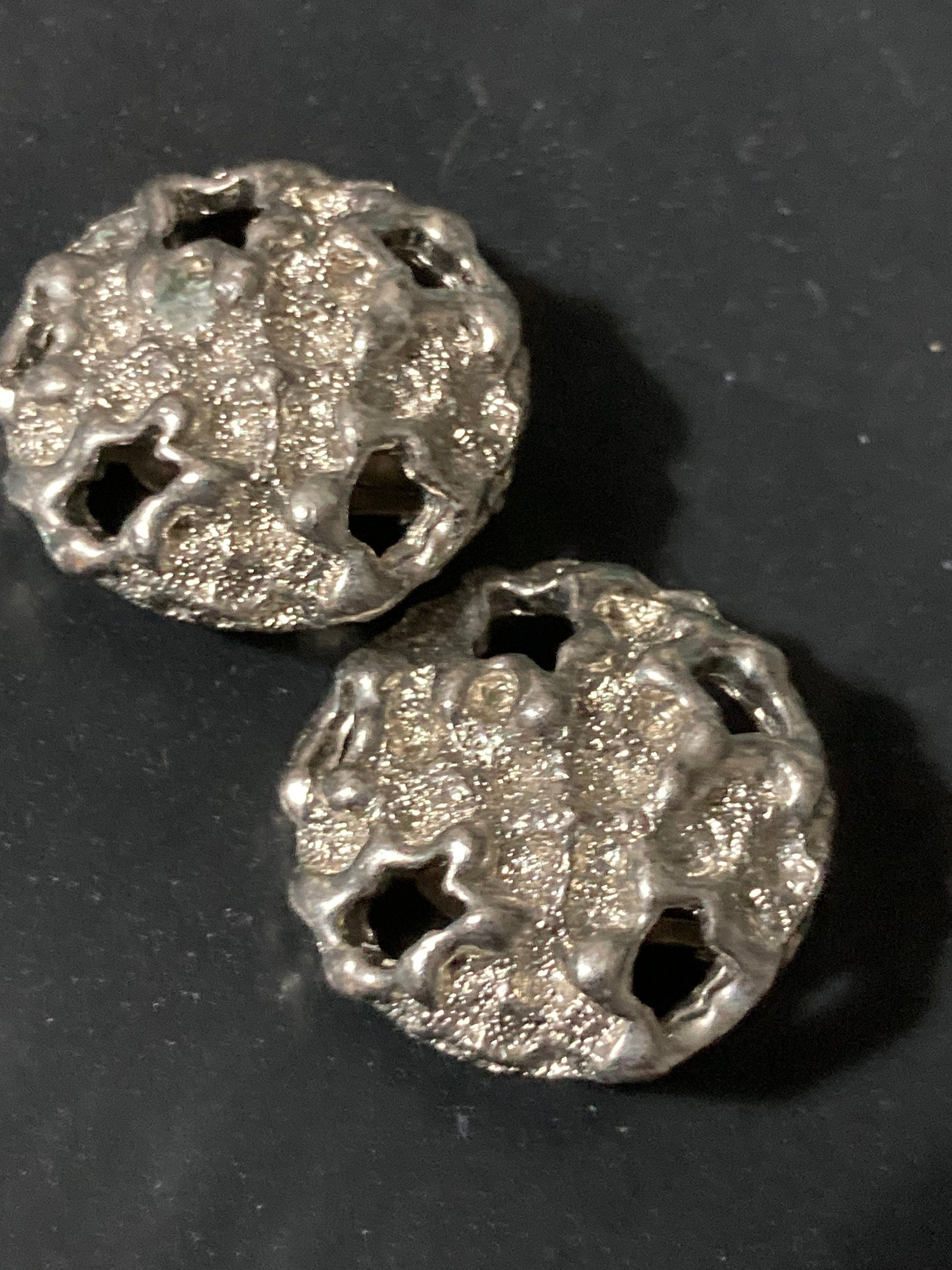 modernist brutalist silver tone domed clip on stud earrings 1970s