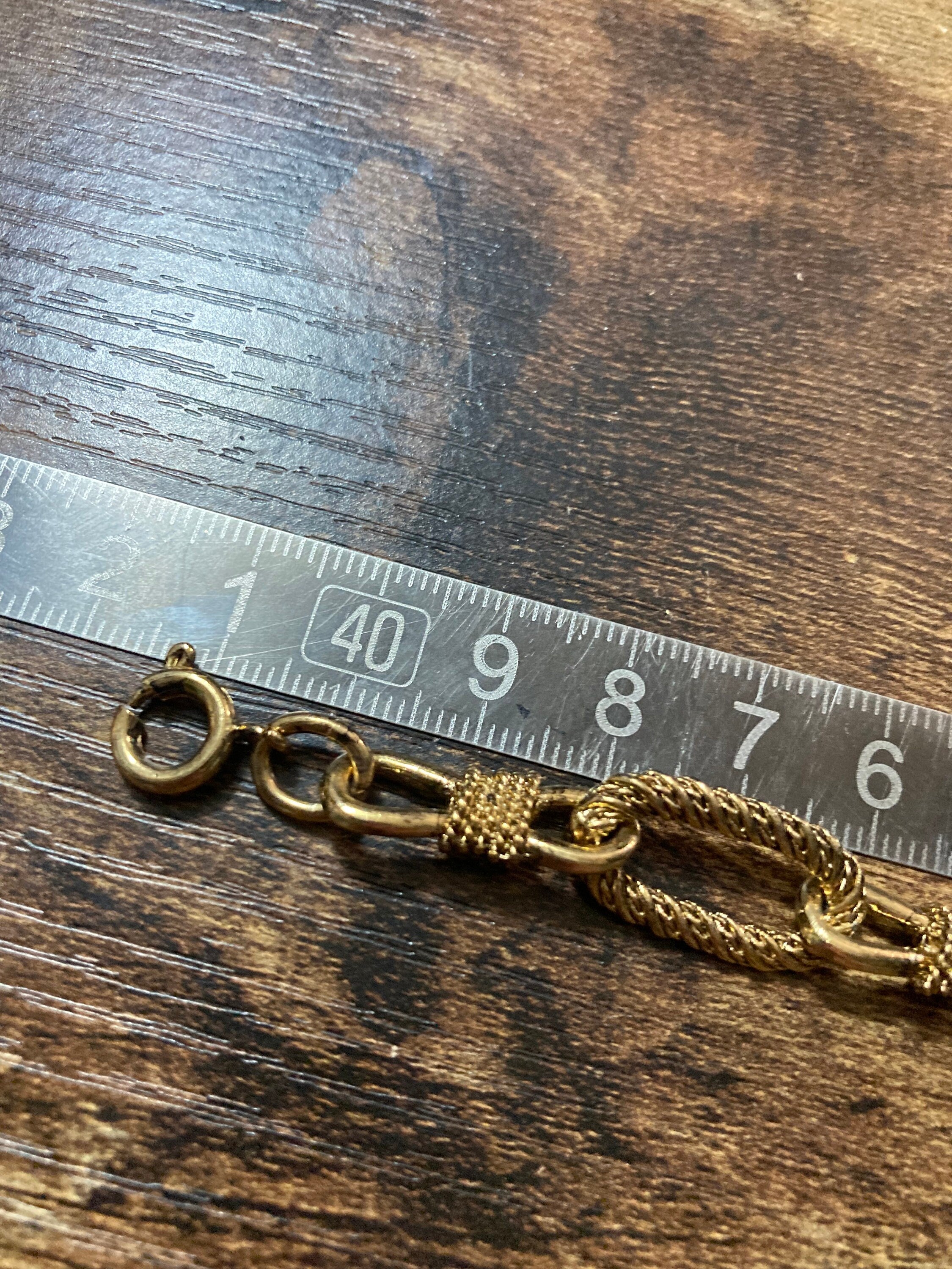 16.5” 42cm short 1980s antique gold tone nautical fancy link twist necklace for layering