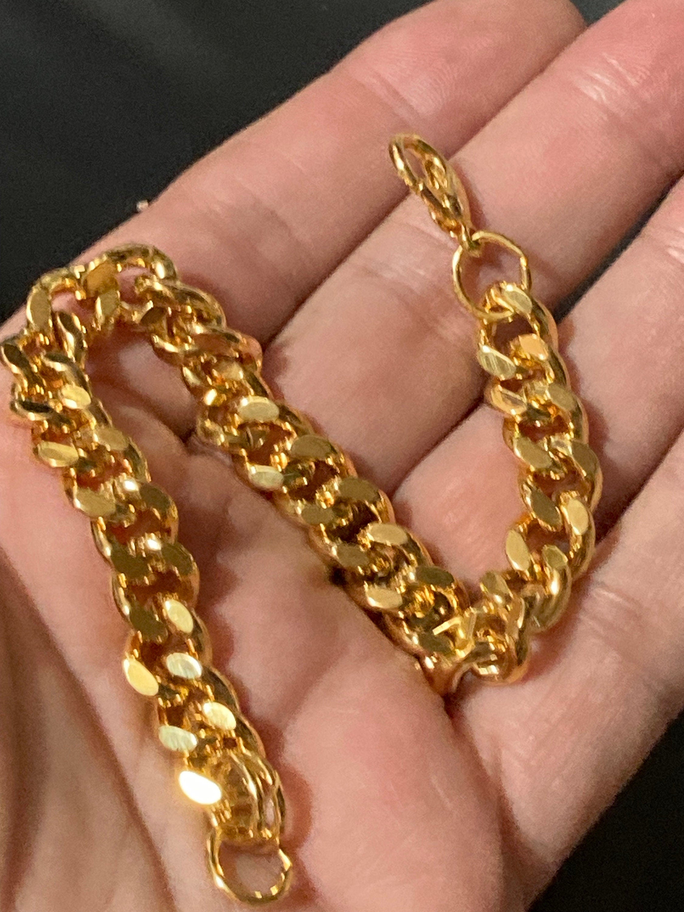 gold plated chunky 8mm wide flat curb link chain bracelet 19cm long