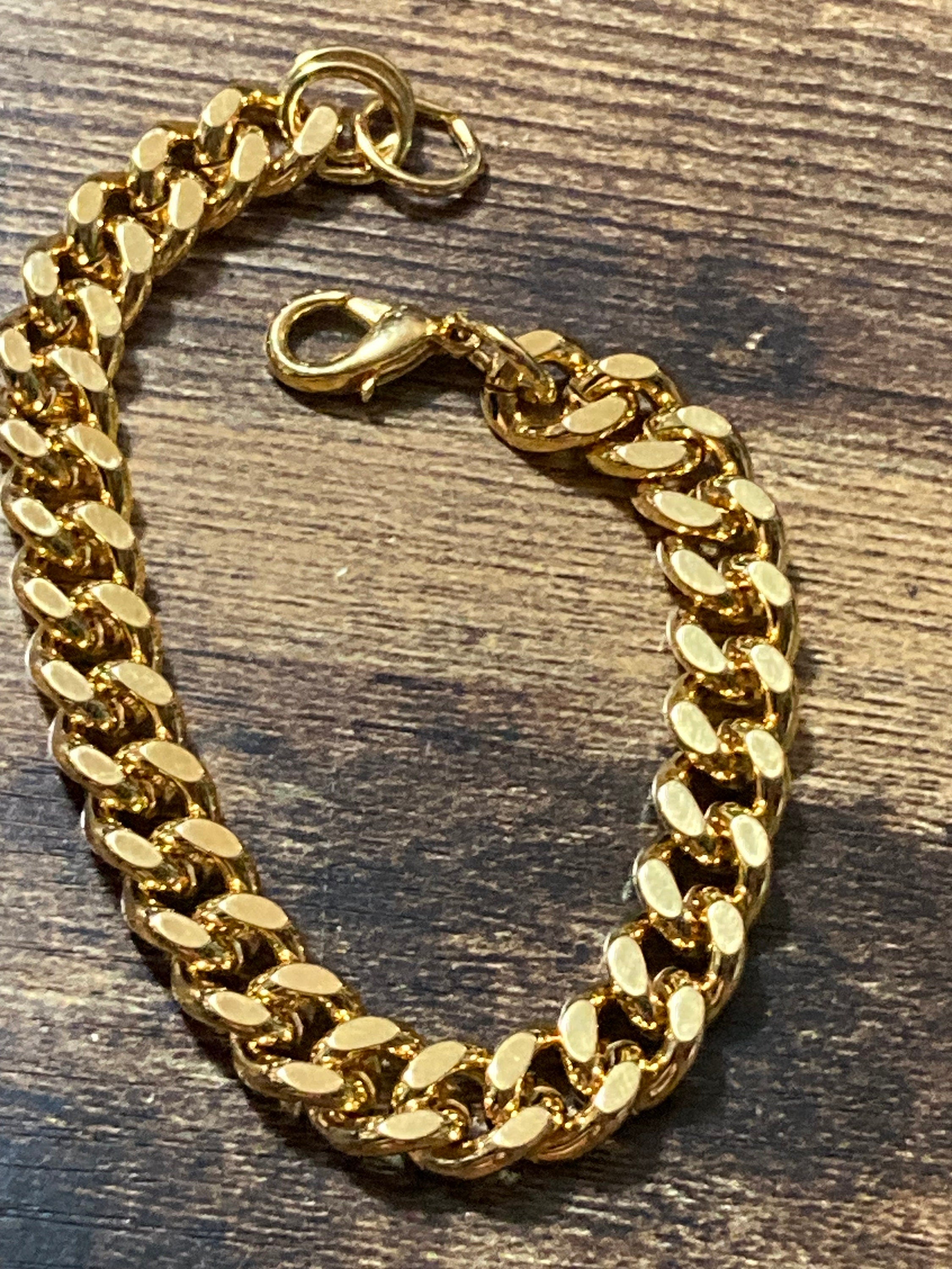gold plated chunky 8mm wide flat curb link chain bracelet 19cm long