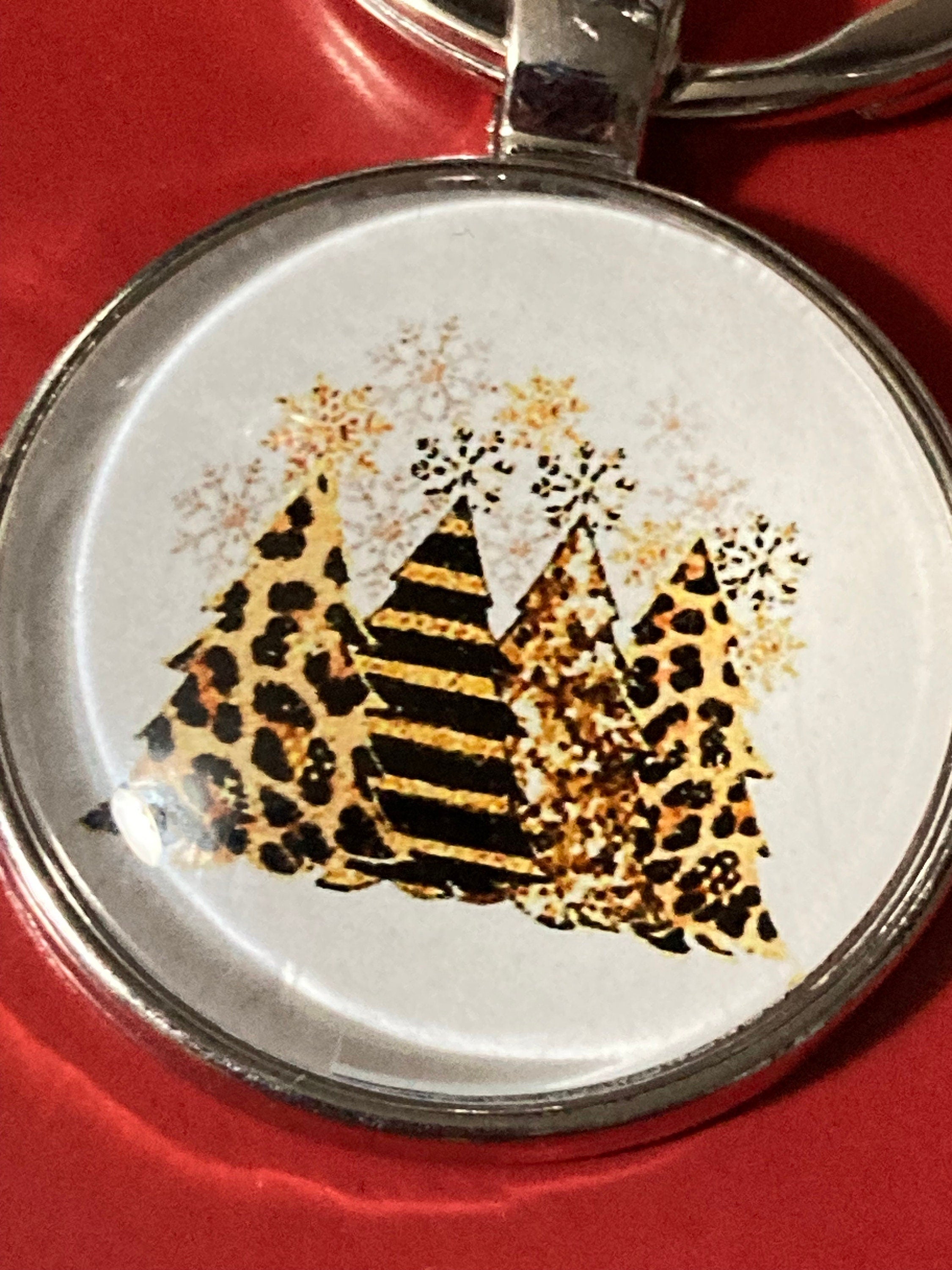 Design 3 brown leopard print Christmas trees festive keyring with 25mm glass cabochon