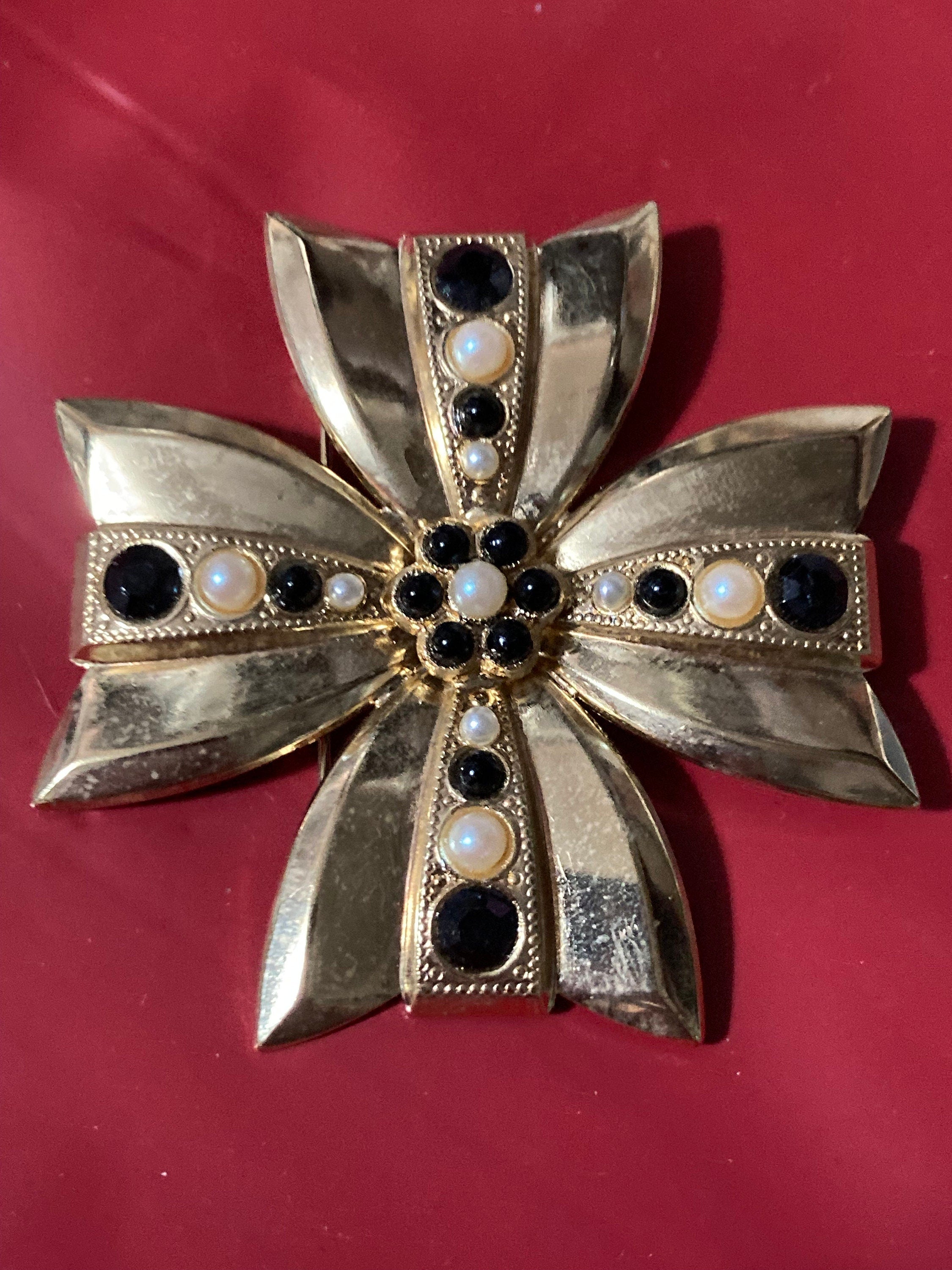 Vintage Gold Tone Maltese Cross Brooch: Black Diamanté & Faux Pearl