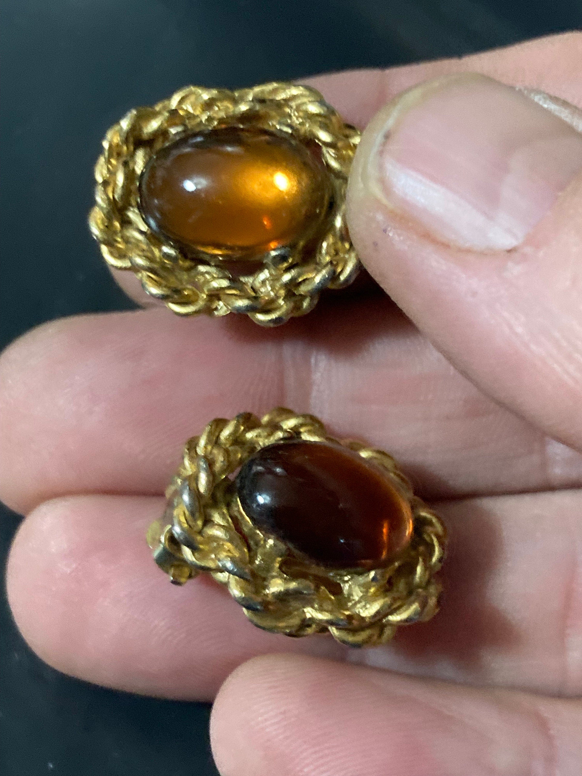 oval brown cognac glass clip on earrings, 2cm gold tone