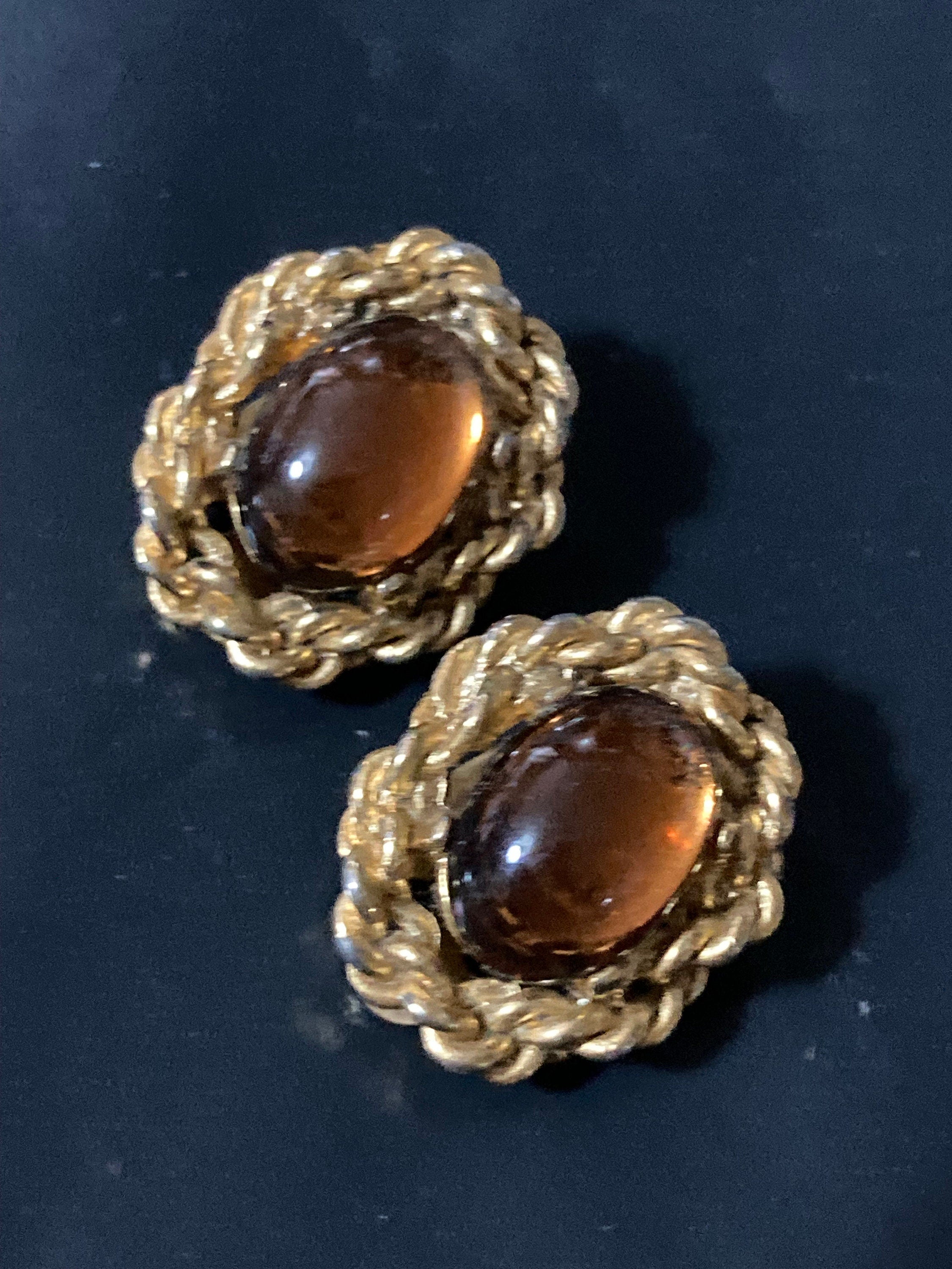 oval brown cognac glass clip on earrings, 2cm gold tone