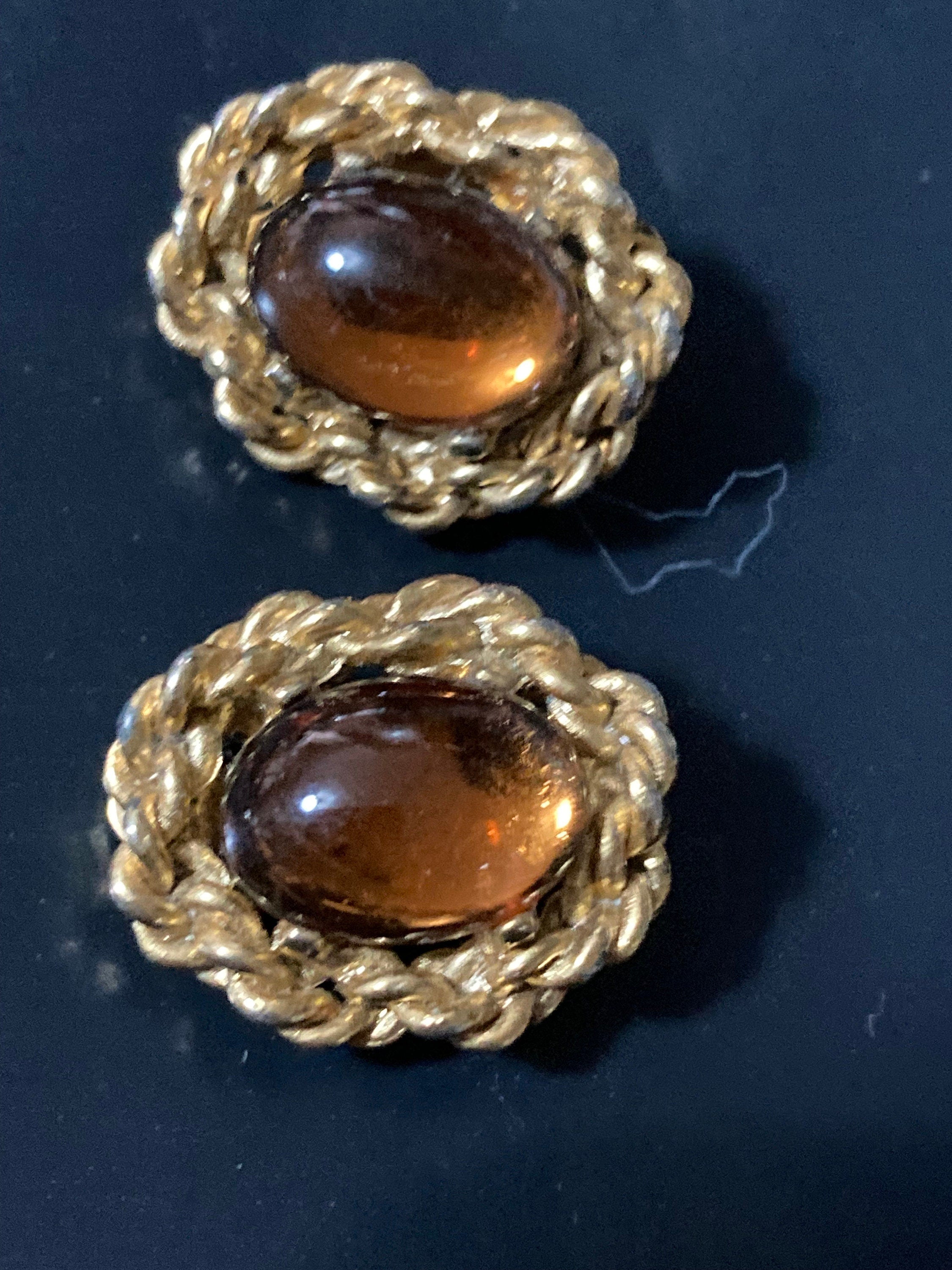 oval brown cognac glass clip on earrings, 2cm gold tone